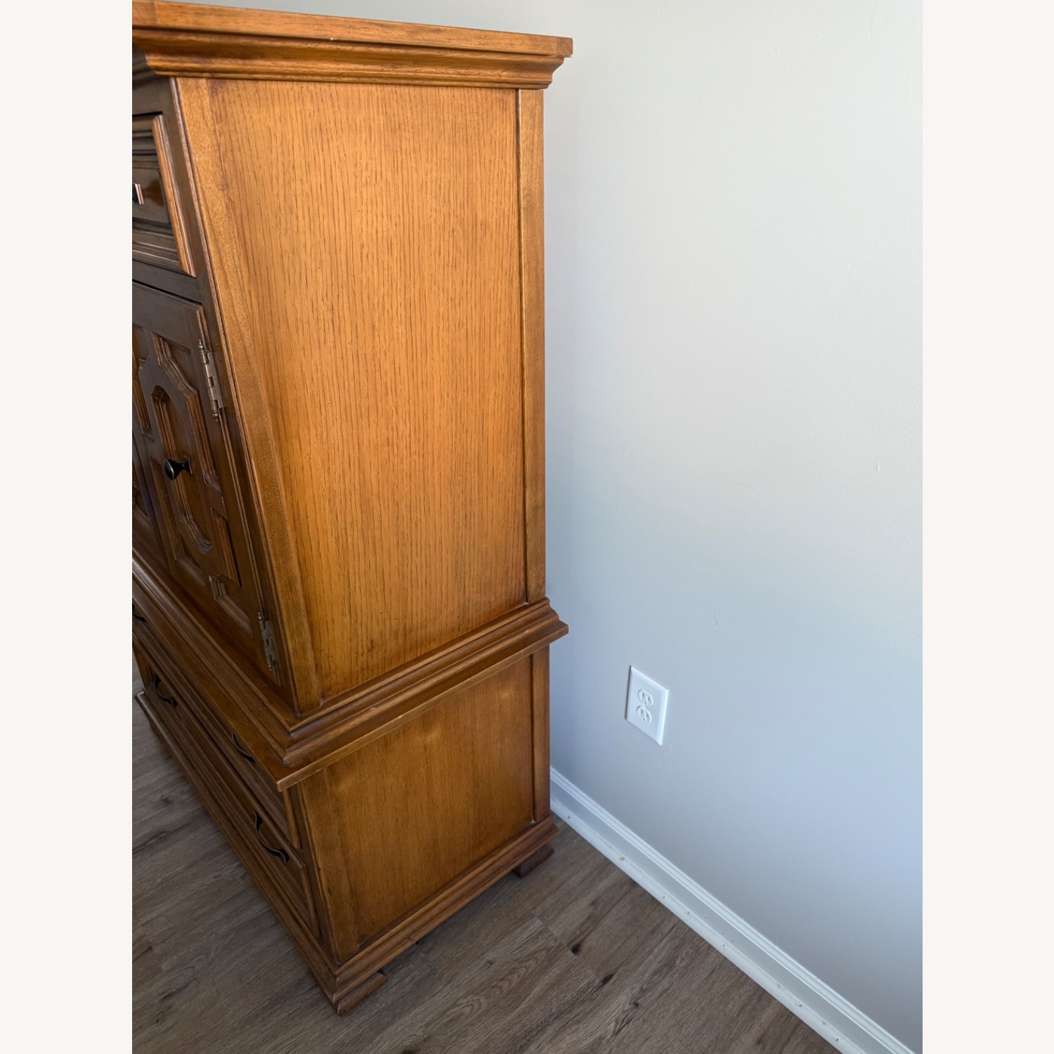 Vintage Thomasville Monterey Dresser - image-3