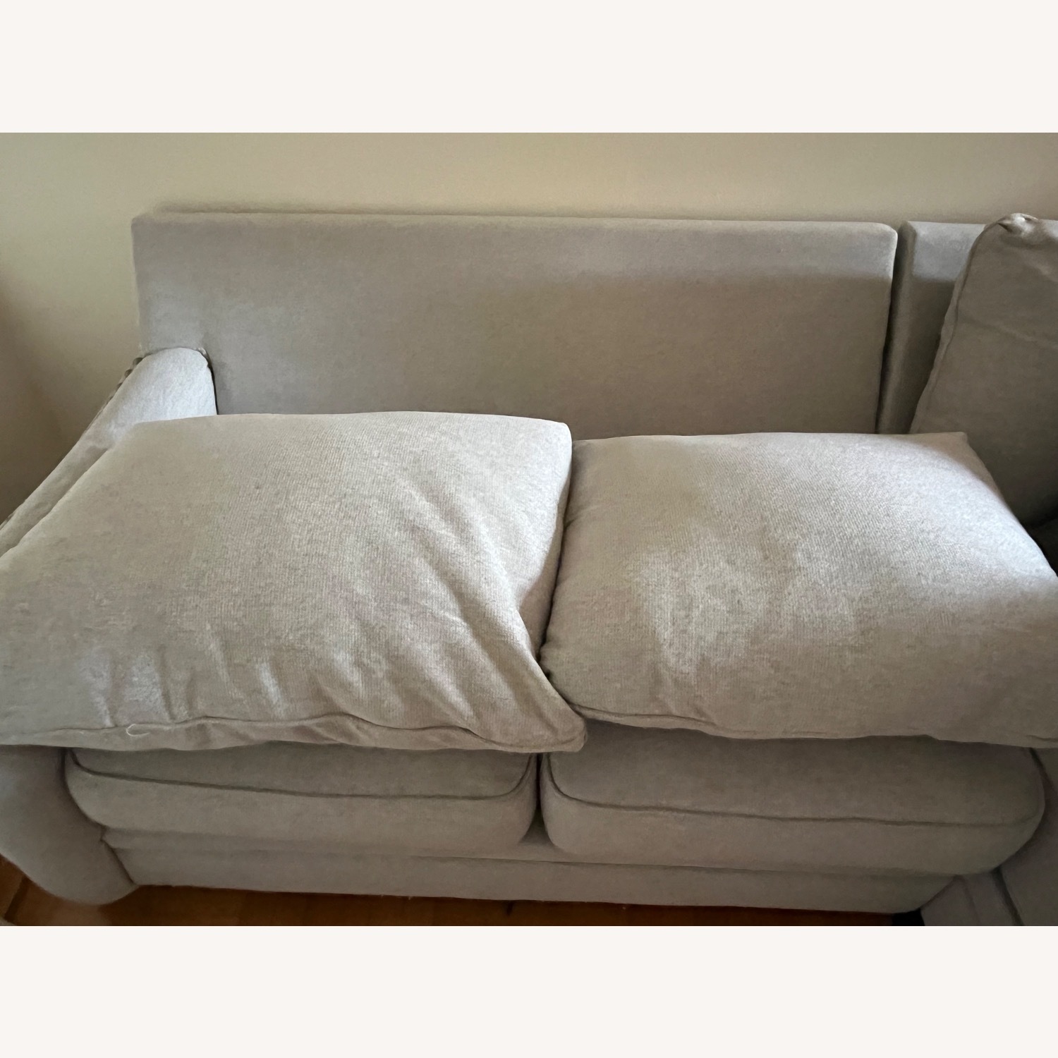 Ashley Gray 2pc Sectional - image-4