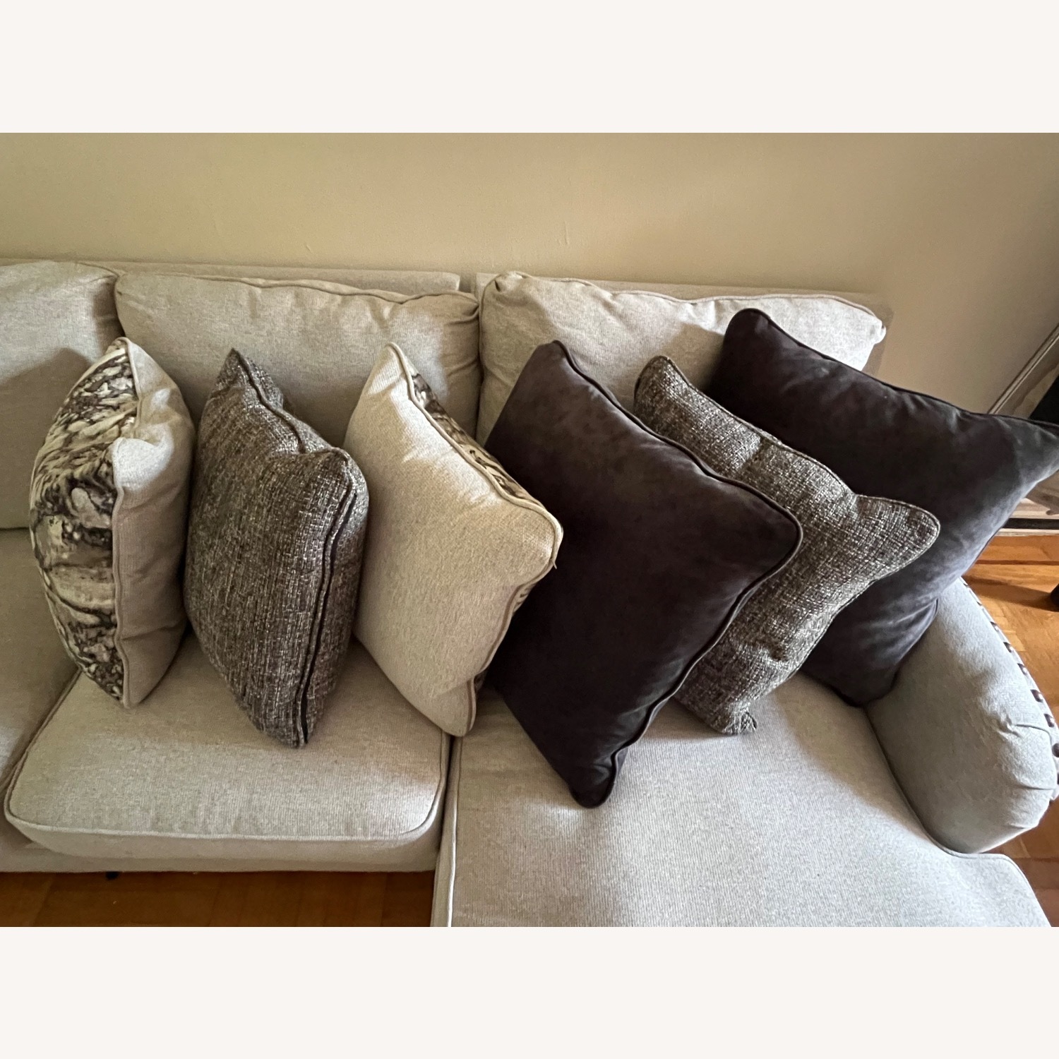 Ashley Gray 2pc Sectional - image-5