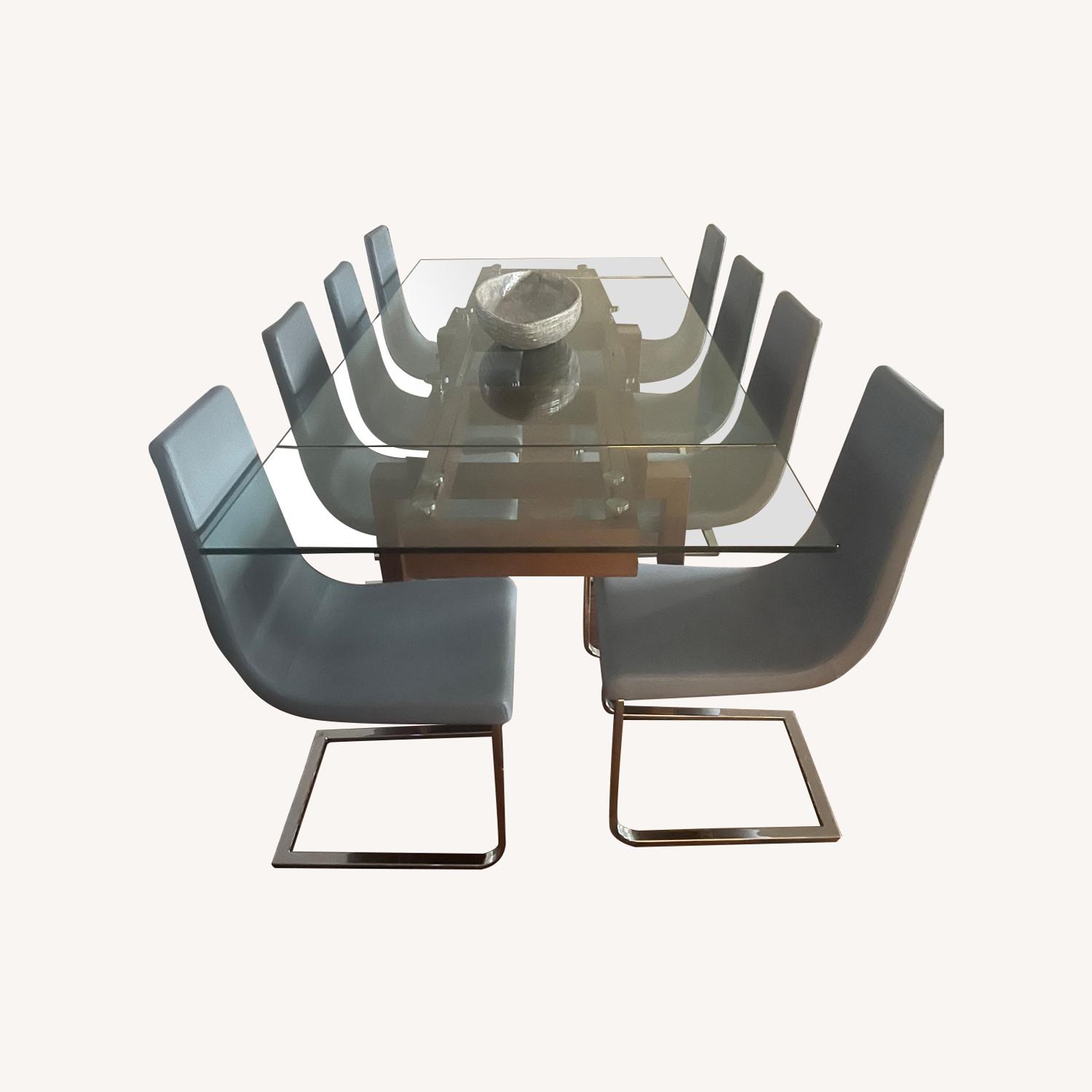 Calligaris Dining Table With 8 Chairs - image-0