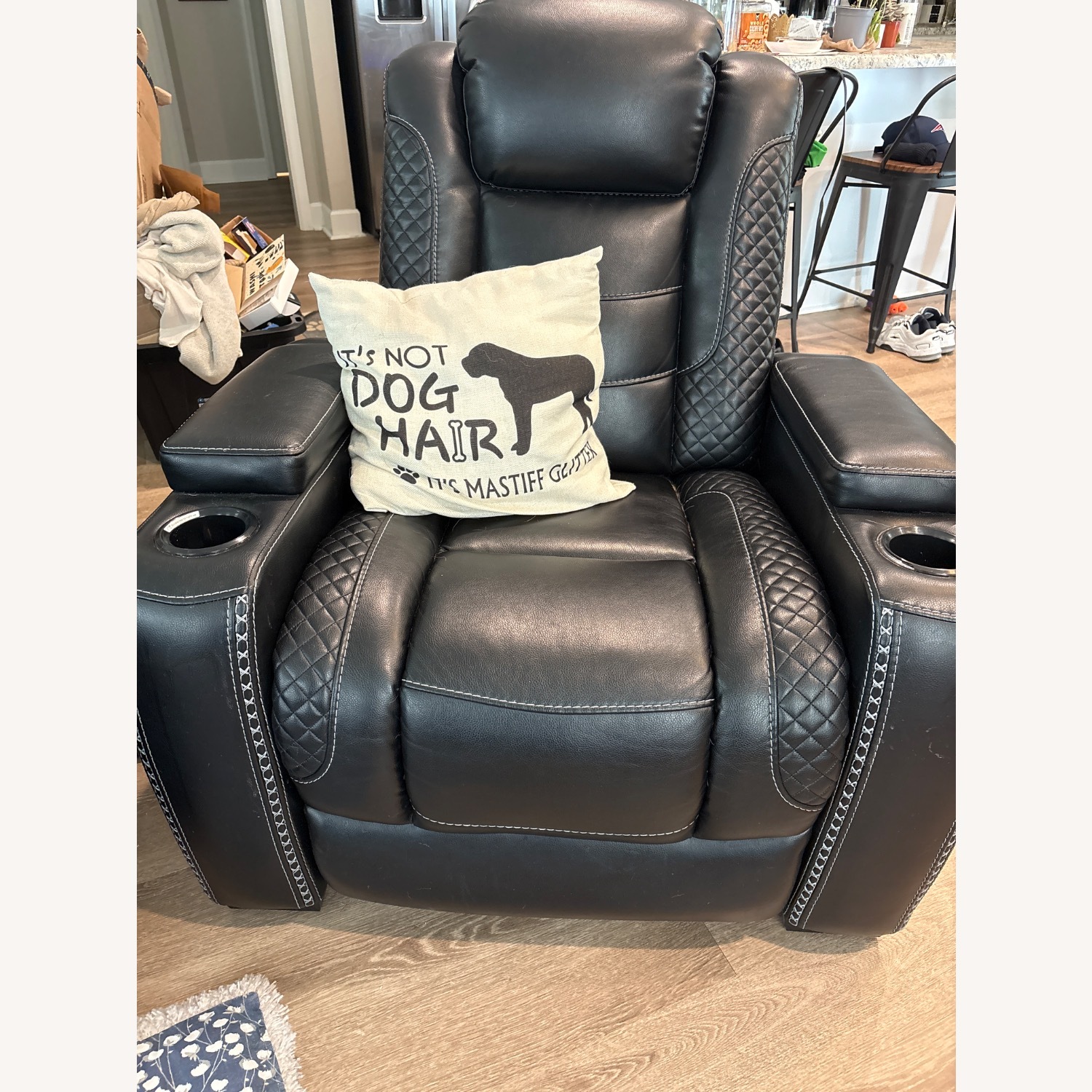 Single Recliner - image-1