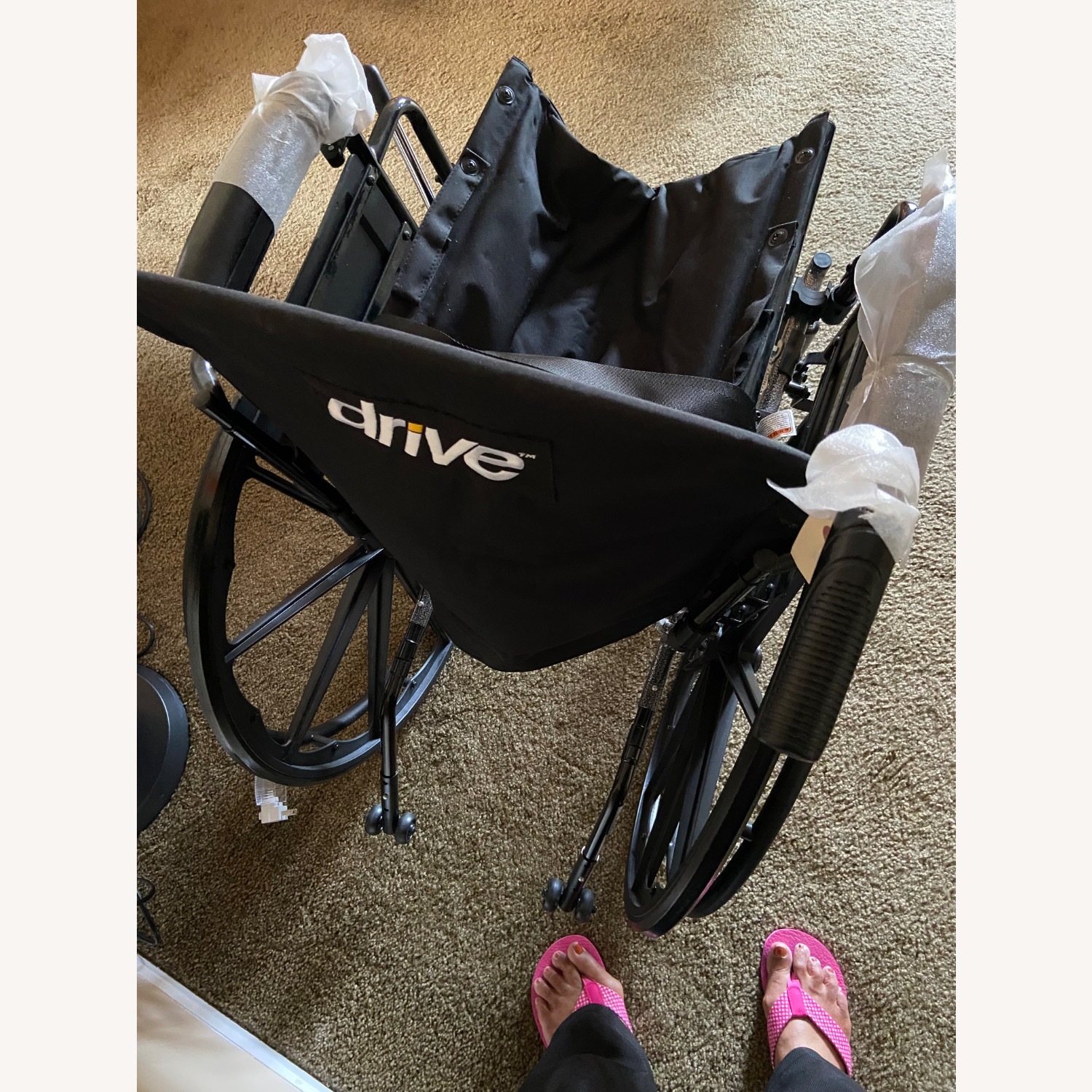 Lightweight Folding Wheel Chair - image-4