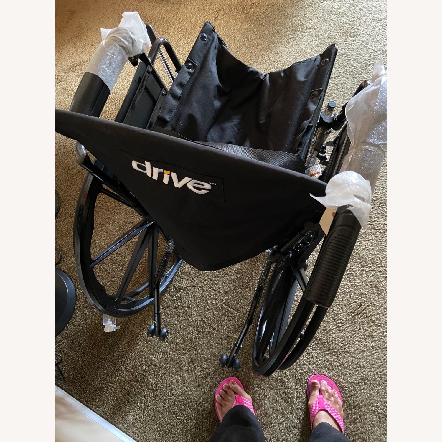 Lightweight Folding Wheel Chair - image-3