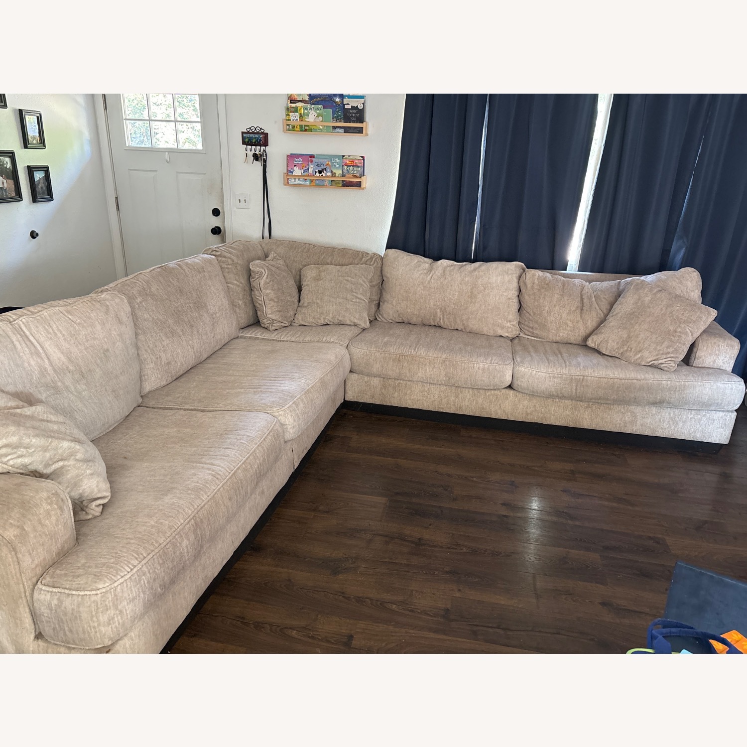 Large Sectional - image-3