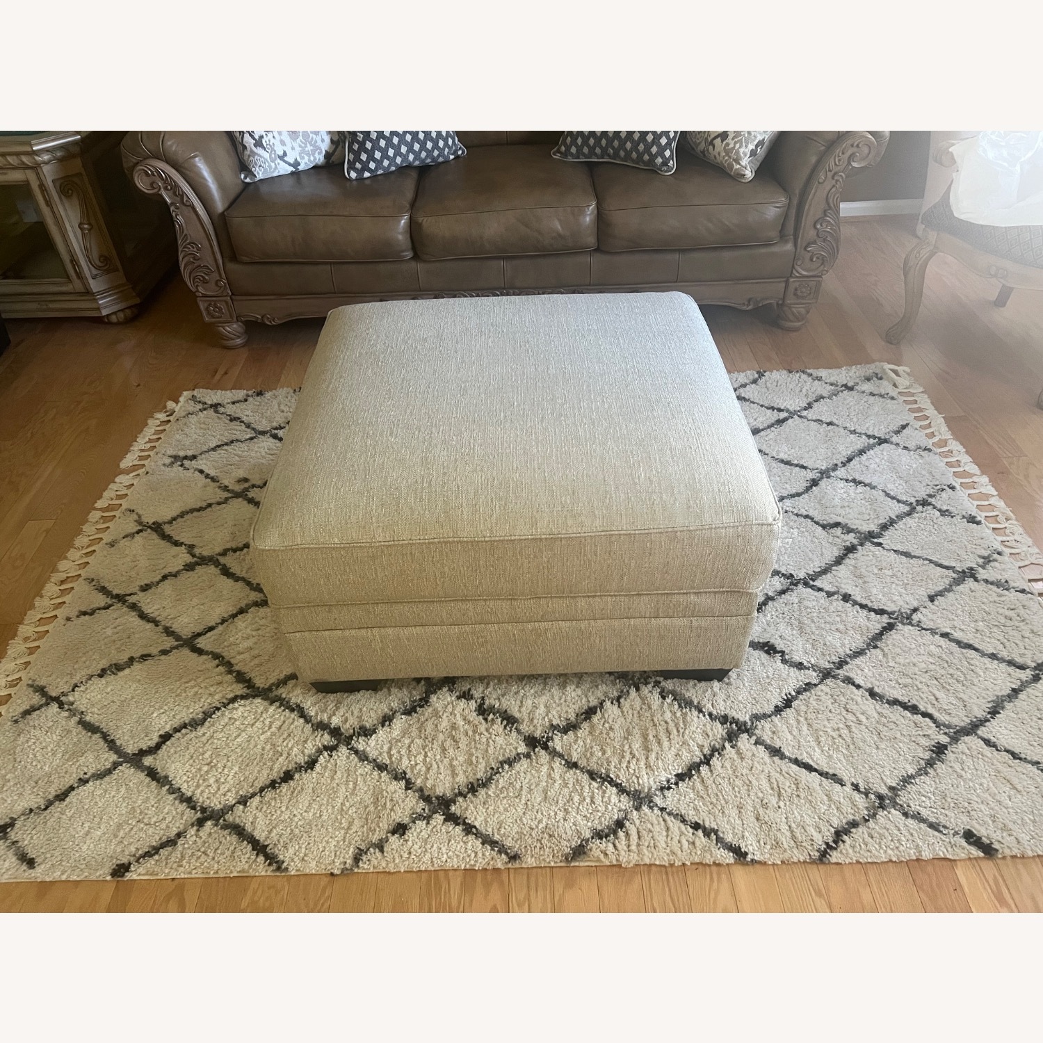 Luxora 5 Piece Sectional - image-3