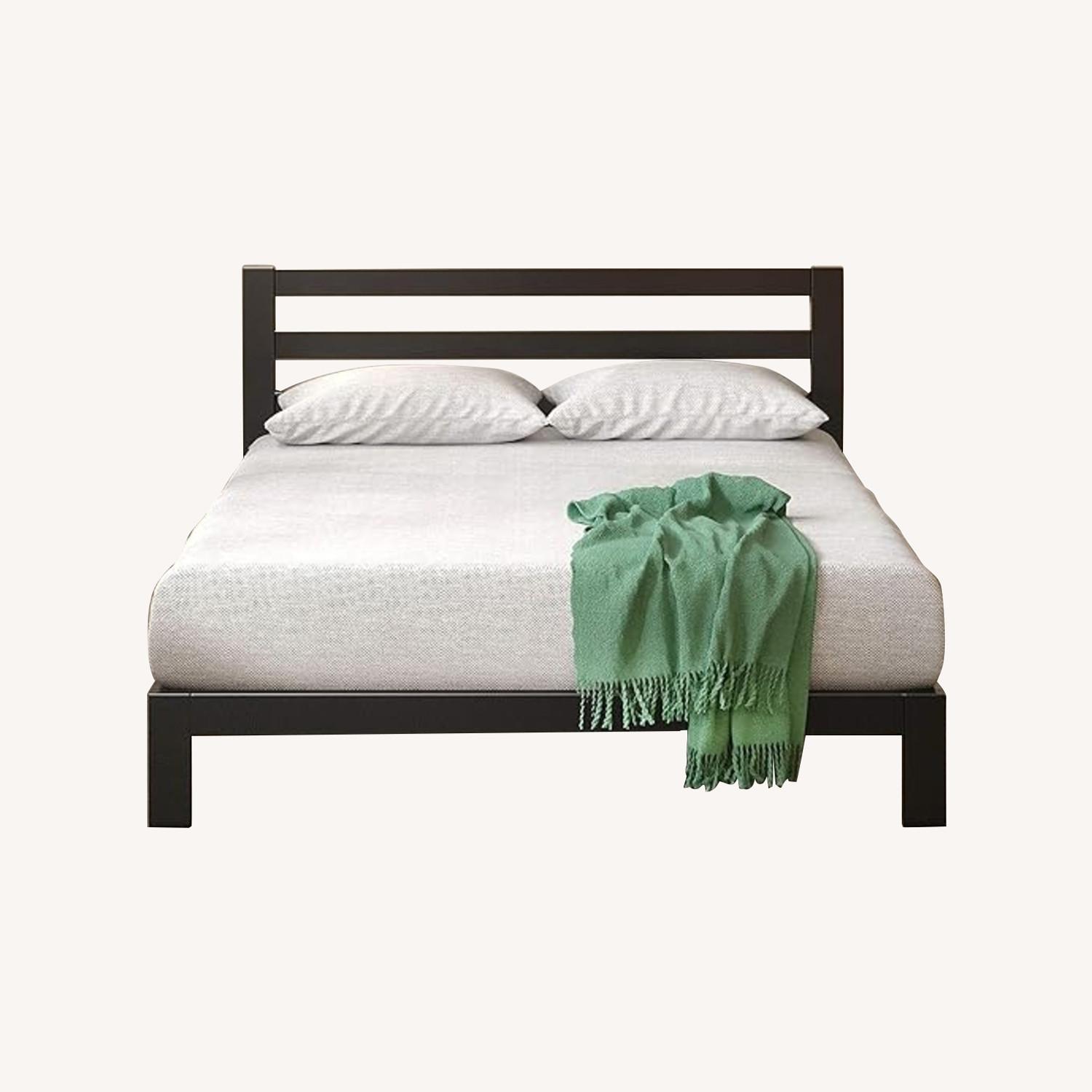 ZINUS Arnav Metal Platform Bed Frame - image-0