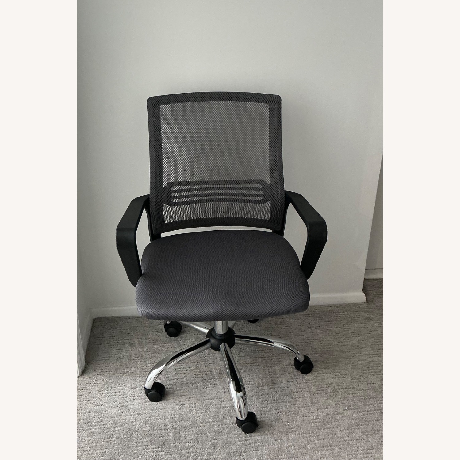 Swivel Adustable Mesh Office Chairs - image-1