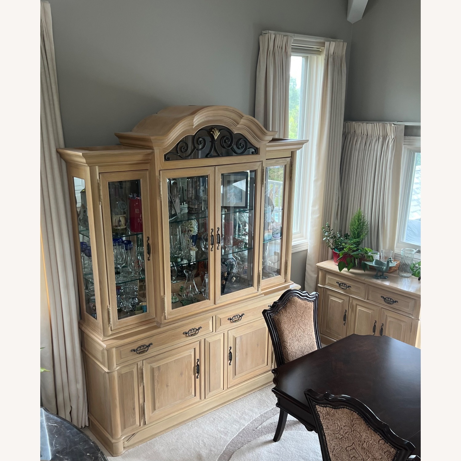 China Cabniet - image-3