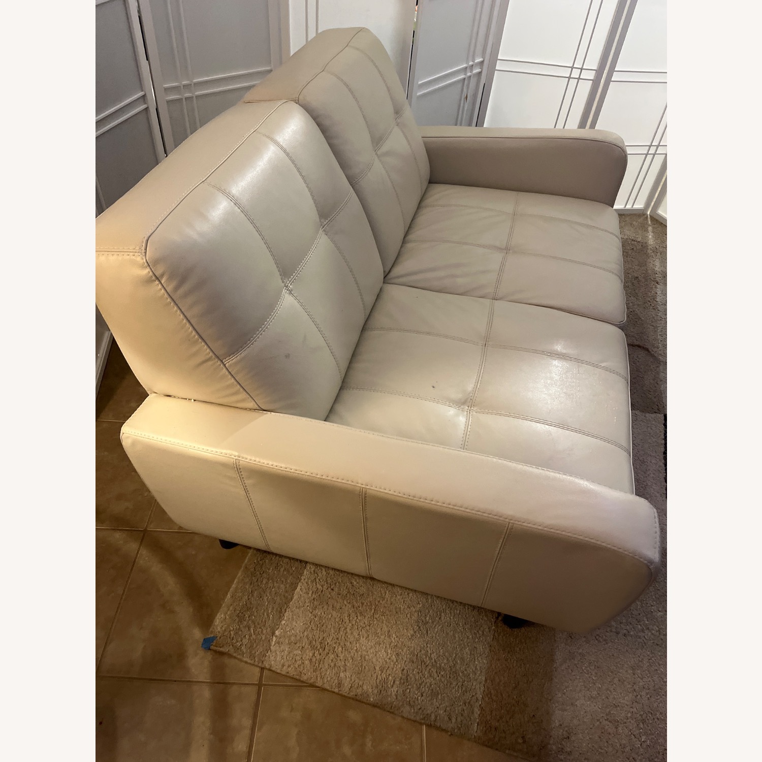 Simple & Classy 2 Seater - image-2