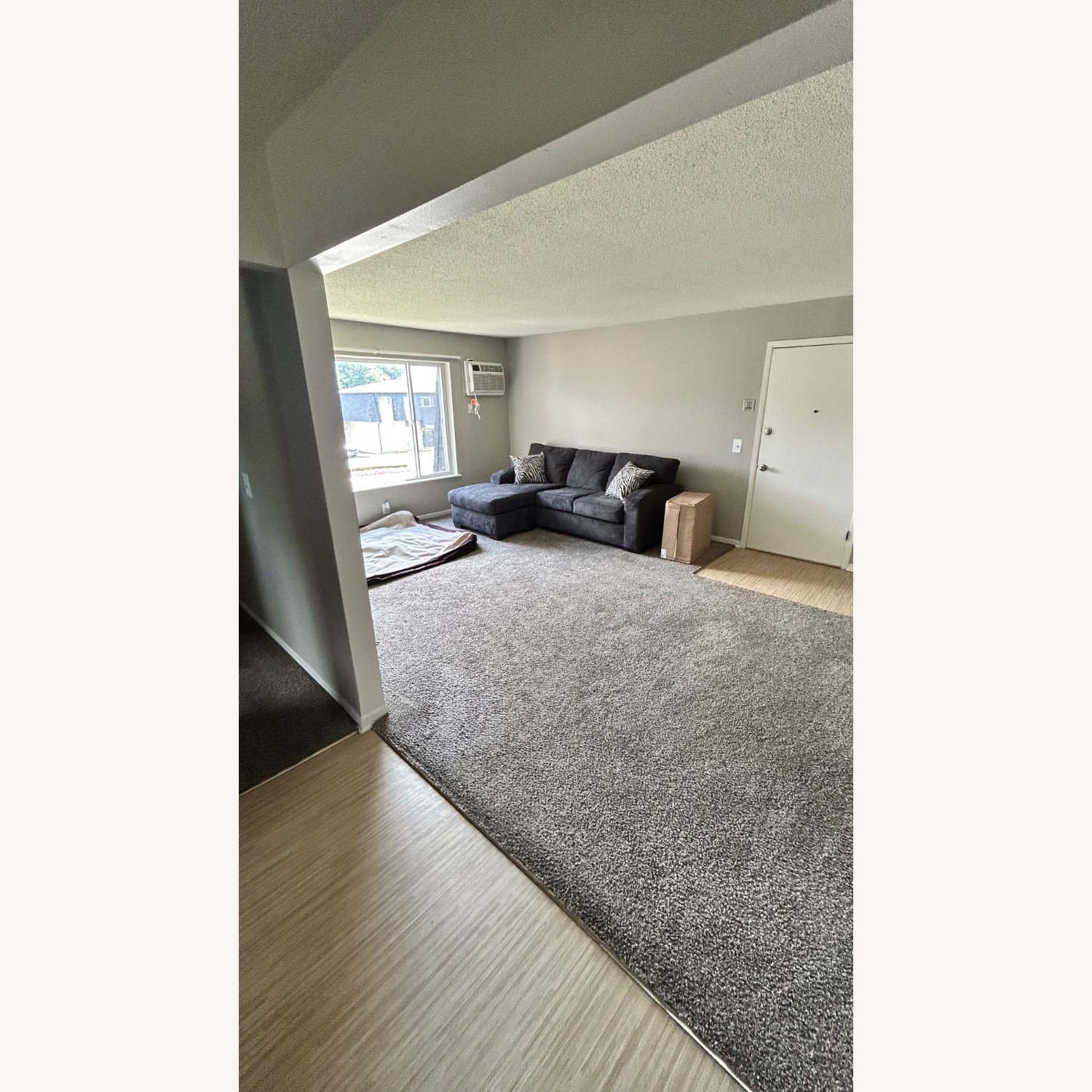 Sofa Chaise - image-2