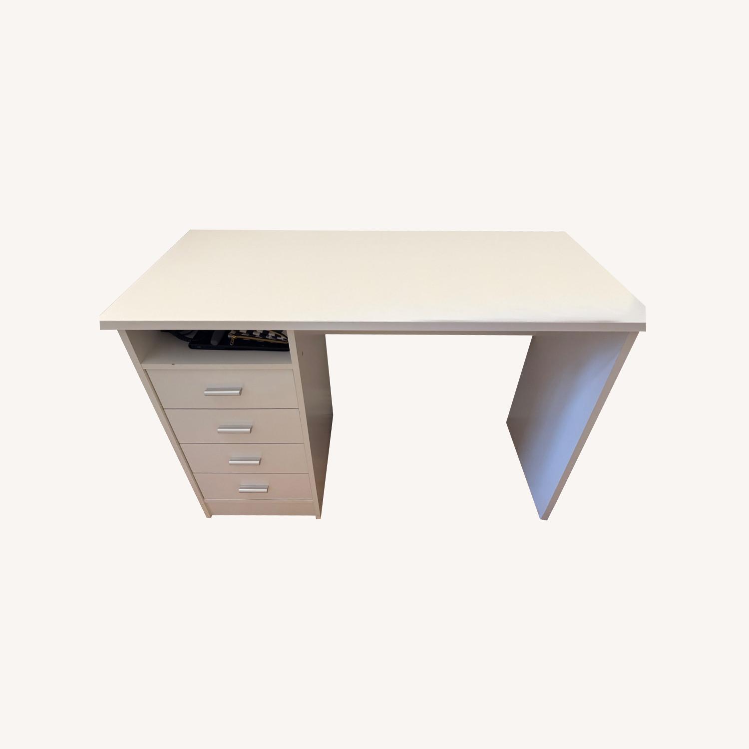 White Desk - image-0