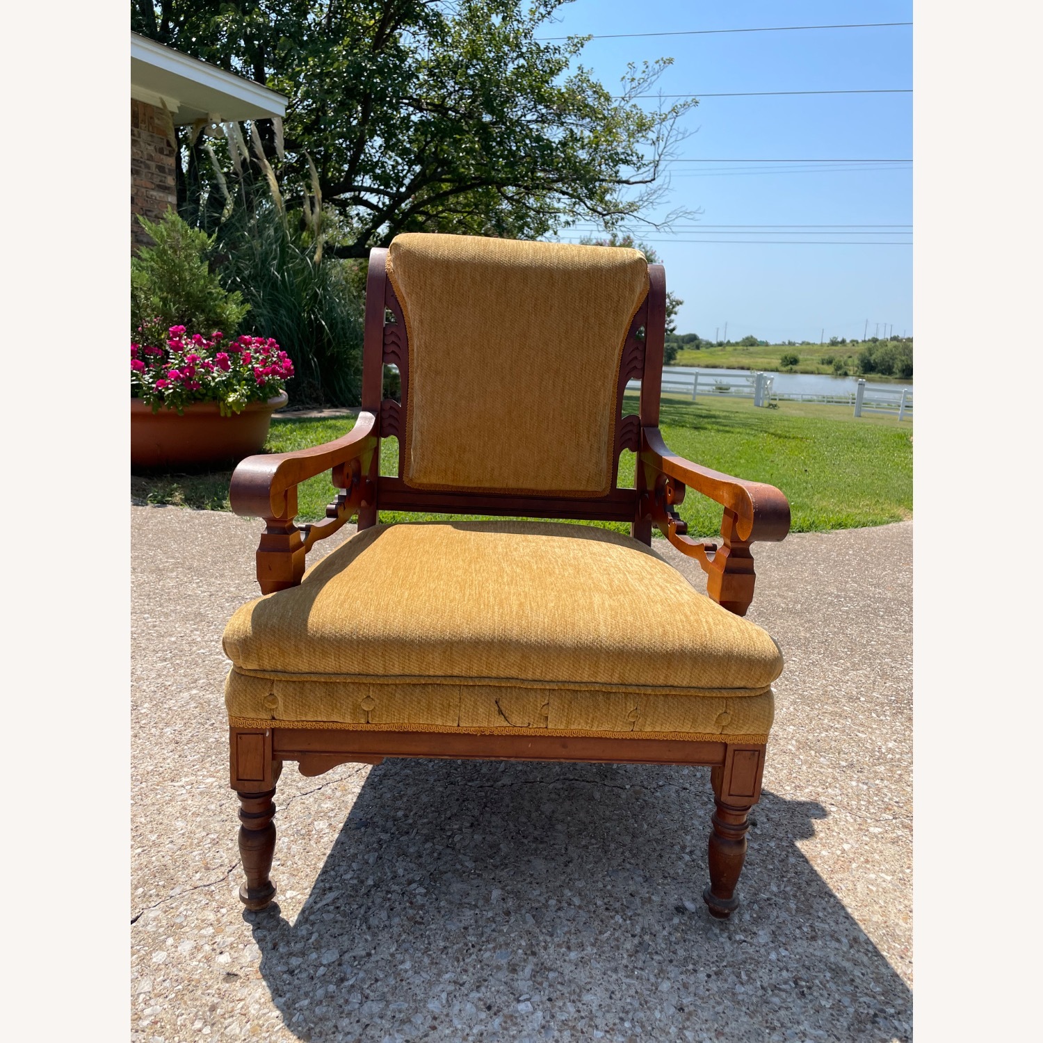 Grand Rapids Bookcase and Chair Co - image-1