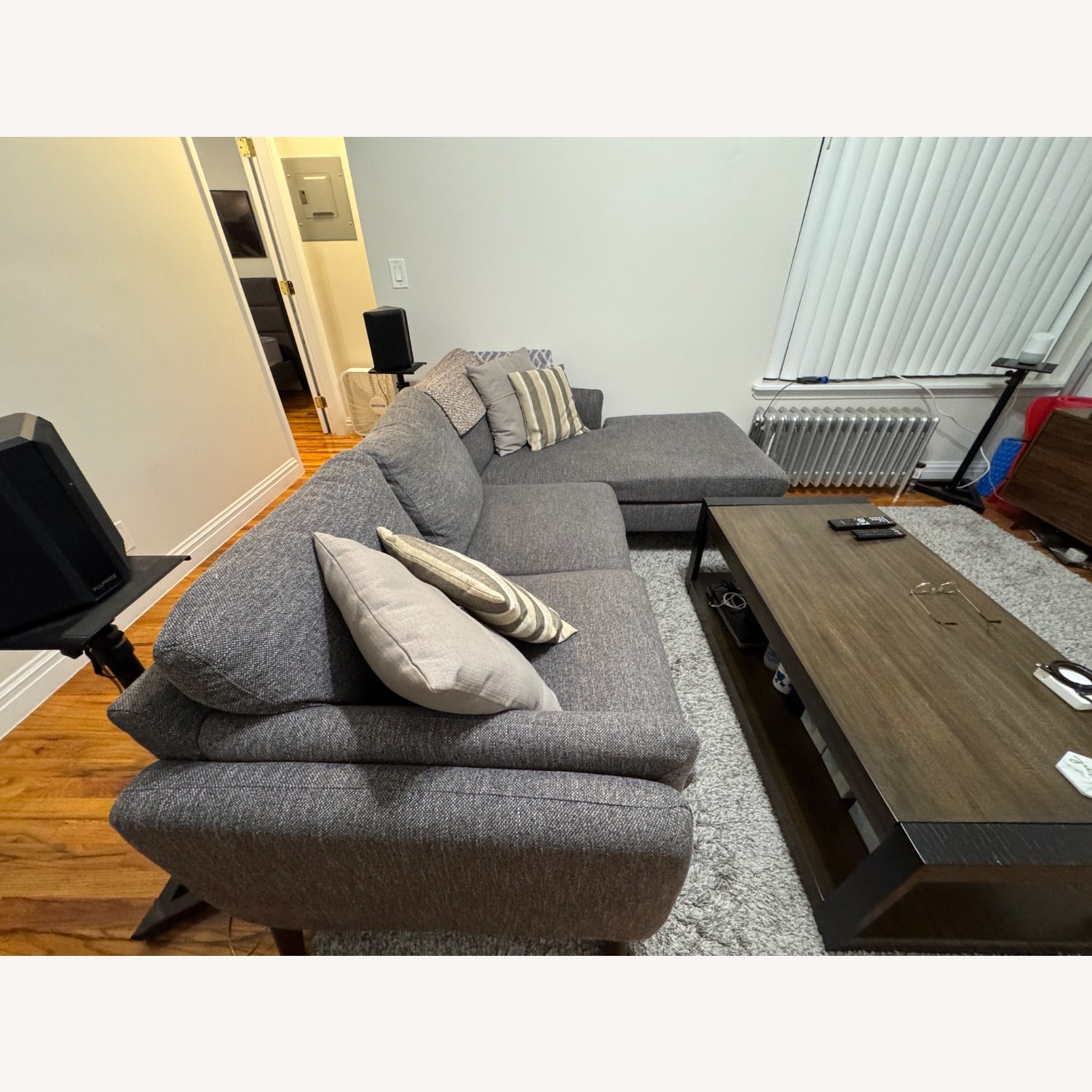 Nemec 93" Wide Right Hand Facing Sofa & Chaise - image-6