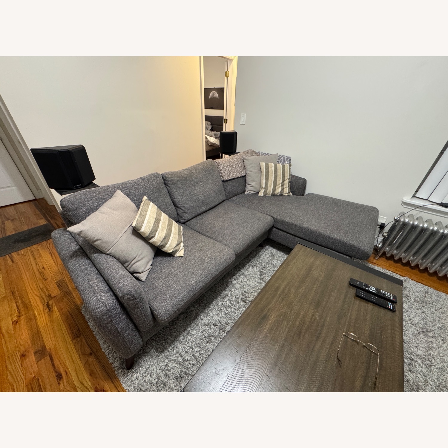 Nemec 93" Wide Right Hand Facing Sofa & Chaise - image-5