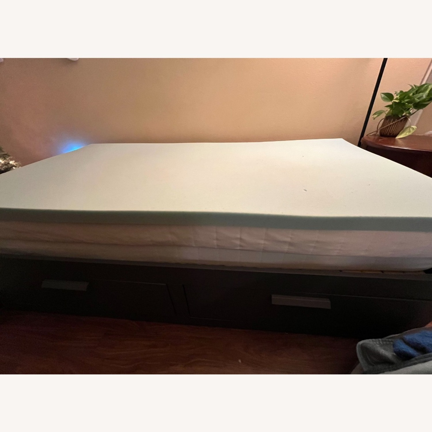 IKEA BRIMNES Gray Daybed - image-5