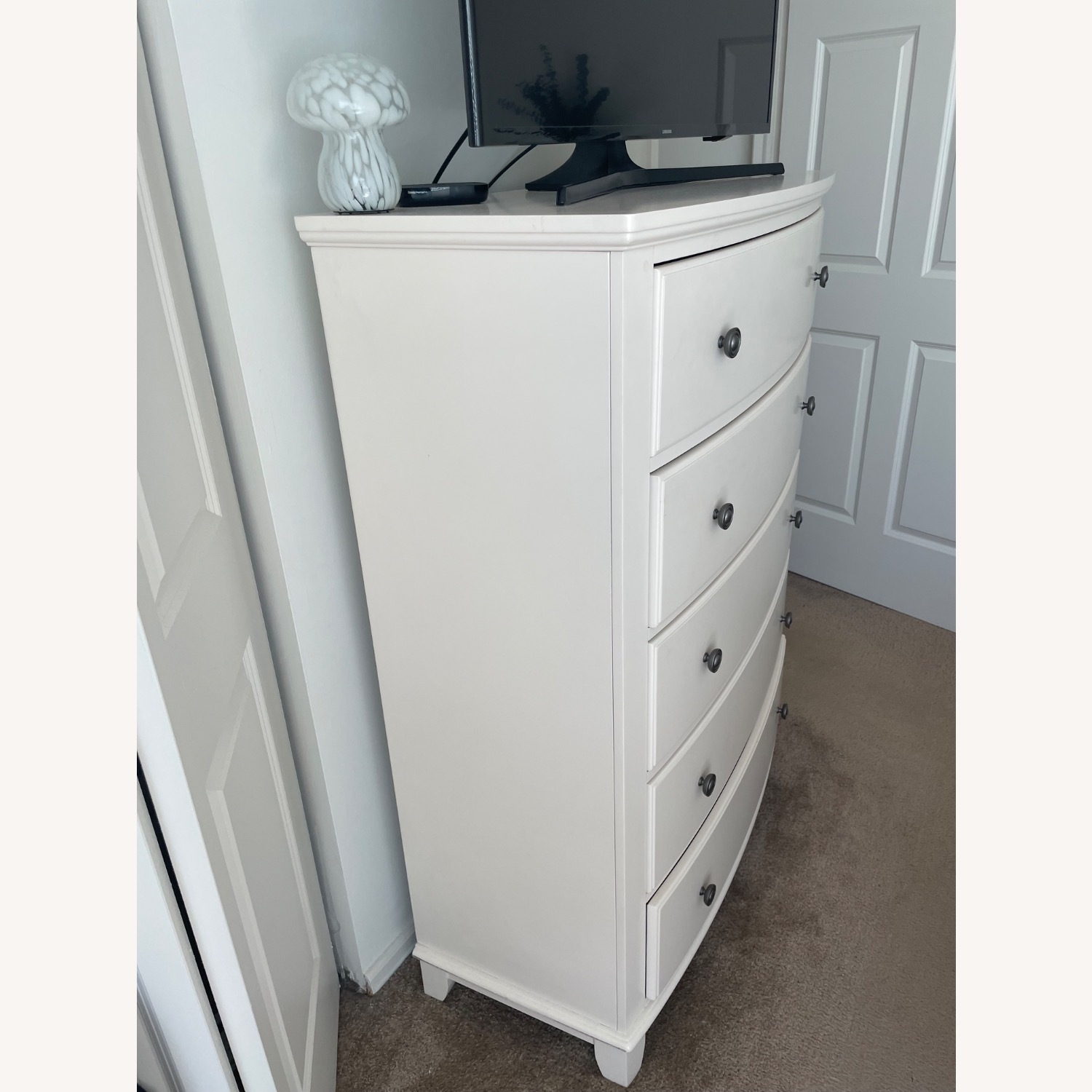 Raymour & Flanigan Kylie White Bedroom Chest - image-2