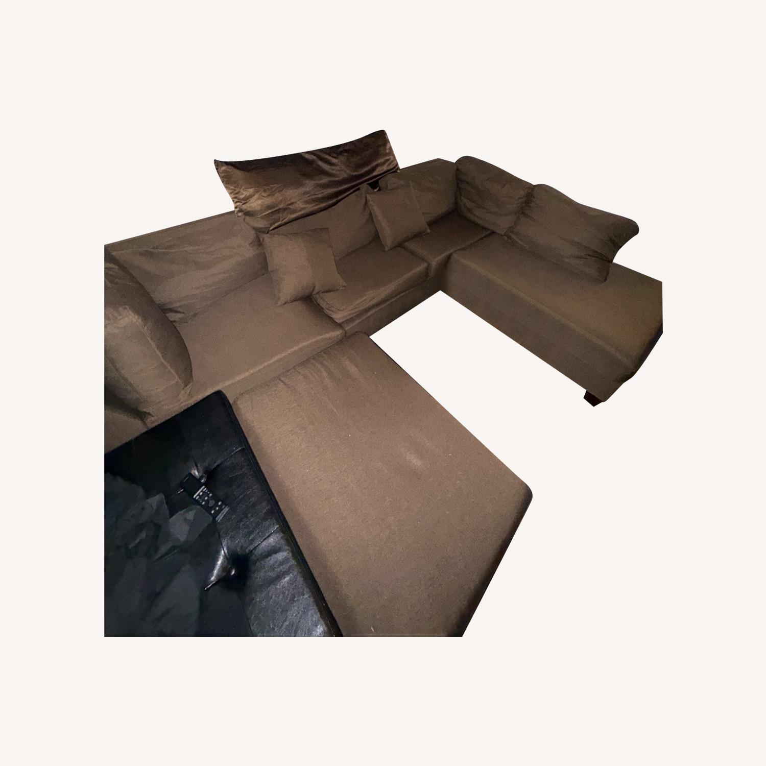 Bobkona Dervon Sectional couch - image-5