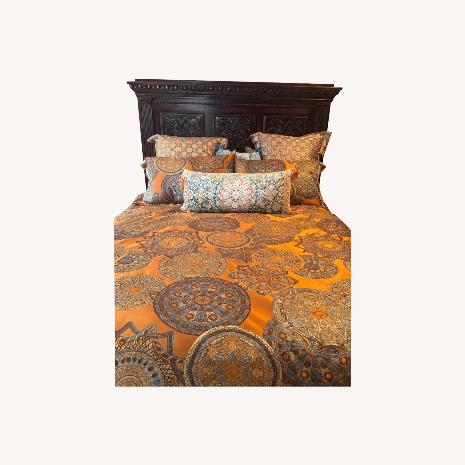 Solid Wood Bed Made in Italy - image-0