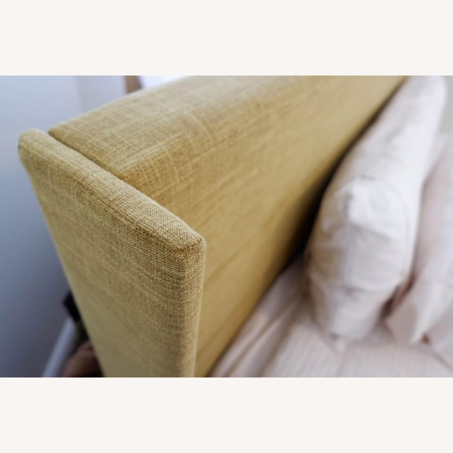 Queen Bed Hydraulic Lift Up Storage  - image-4