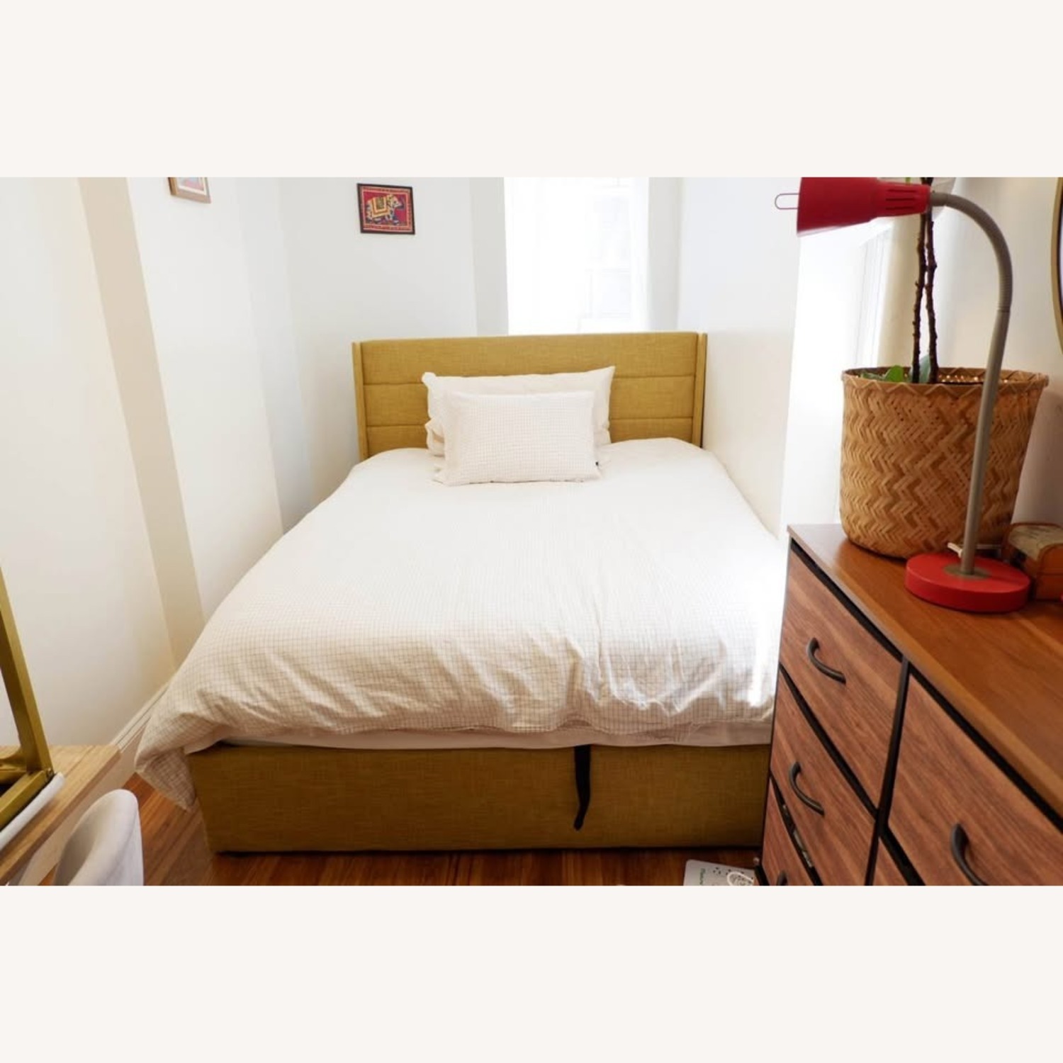 Queen Bed Hydraulic Lift Up Storage  - image-1