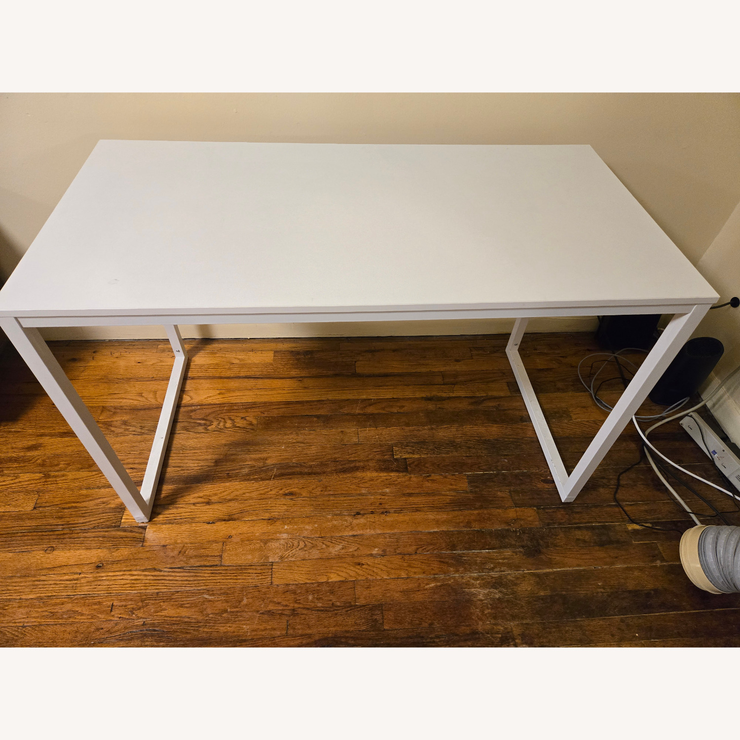 White Desk - image-2