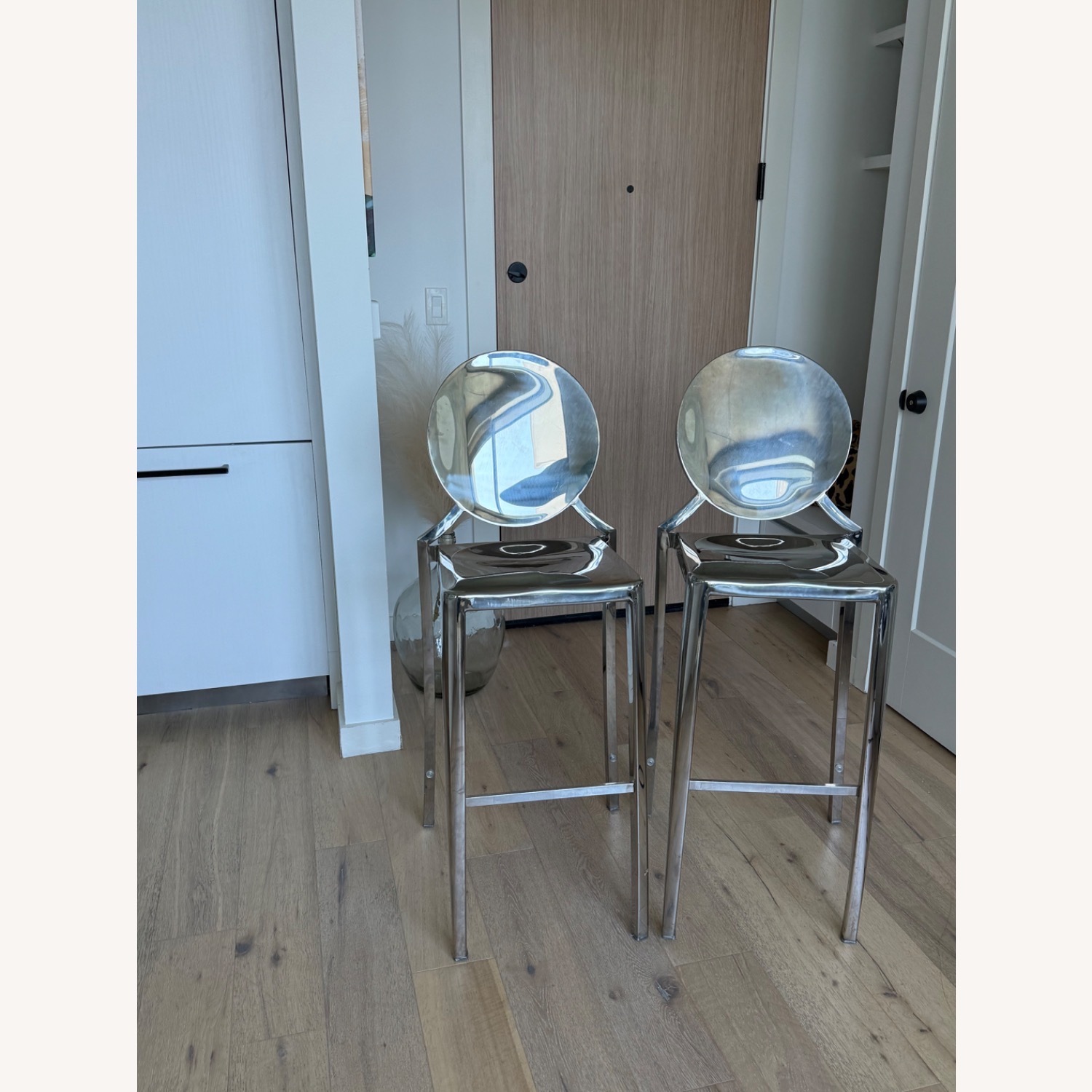 Modern Counter Bar Stool Set - image-1