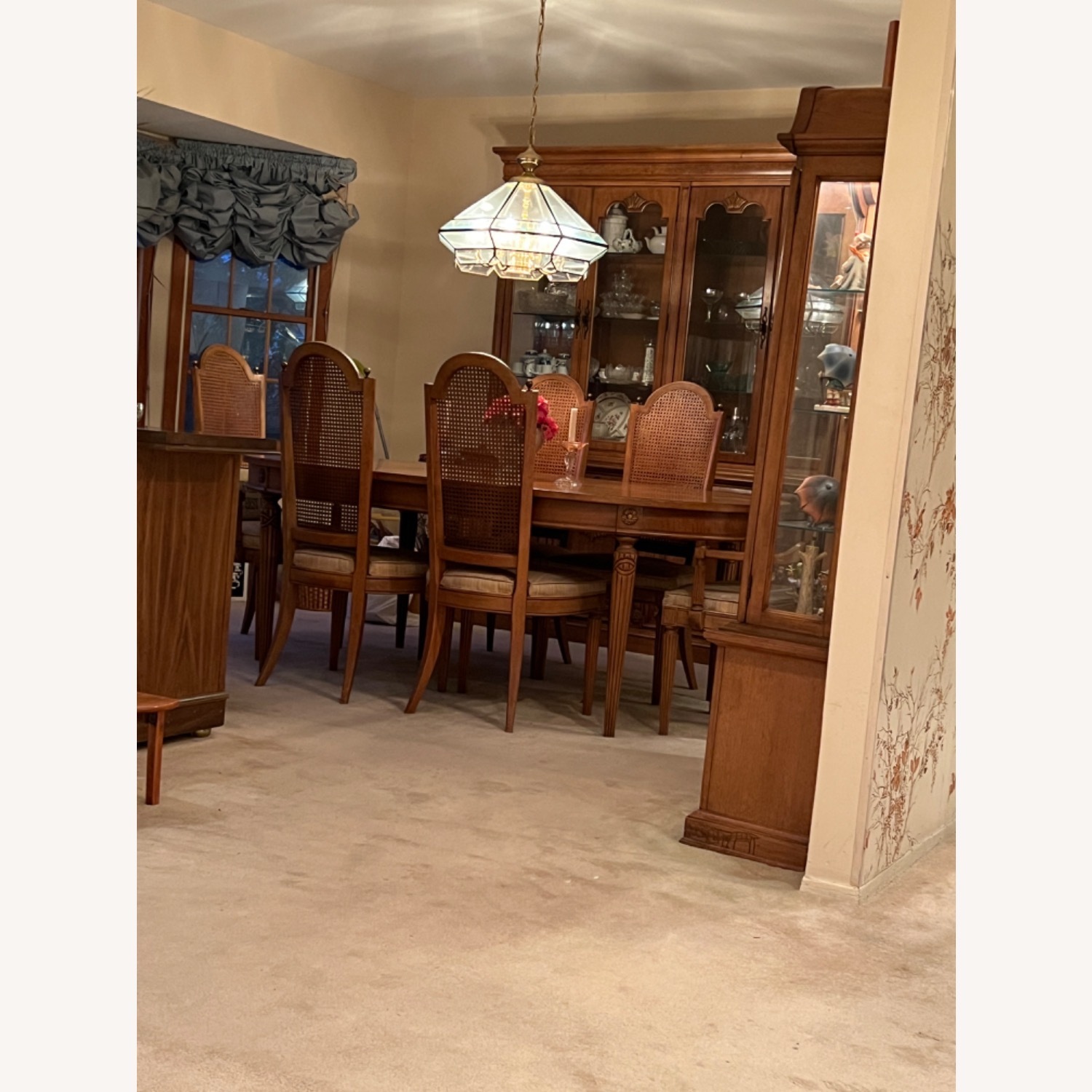 Dining Table, 6 Chairs and Two Leaves - AptDeco