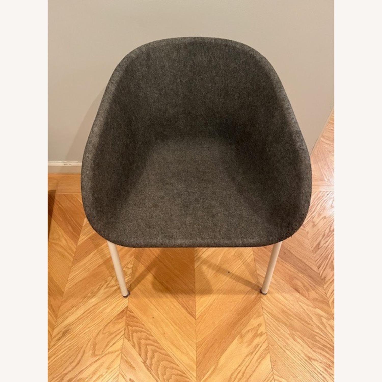 Designer Armchair - image-1