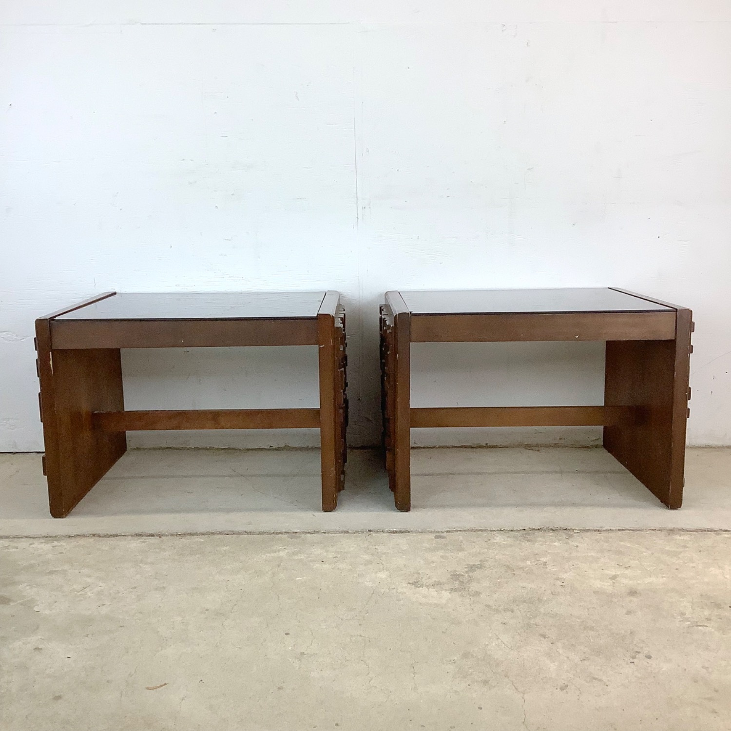 Pair Vintage End Tables - image-4