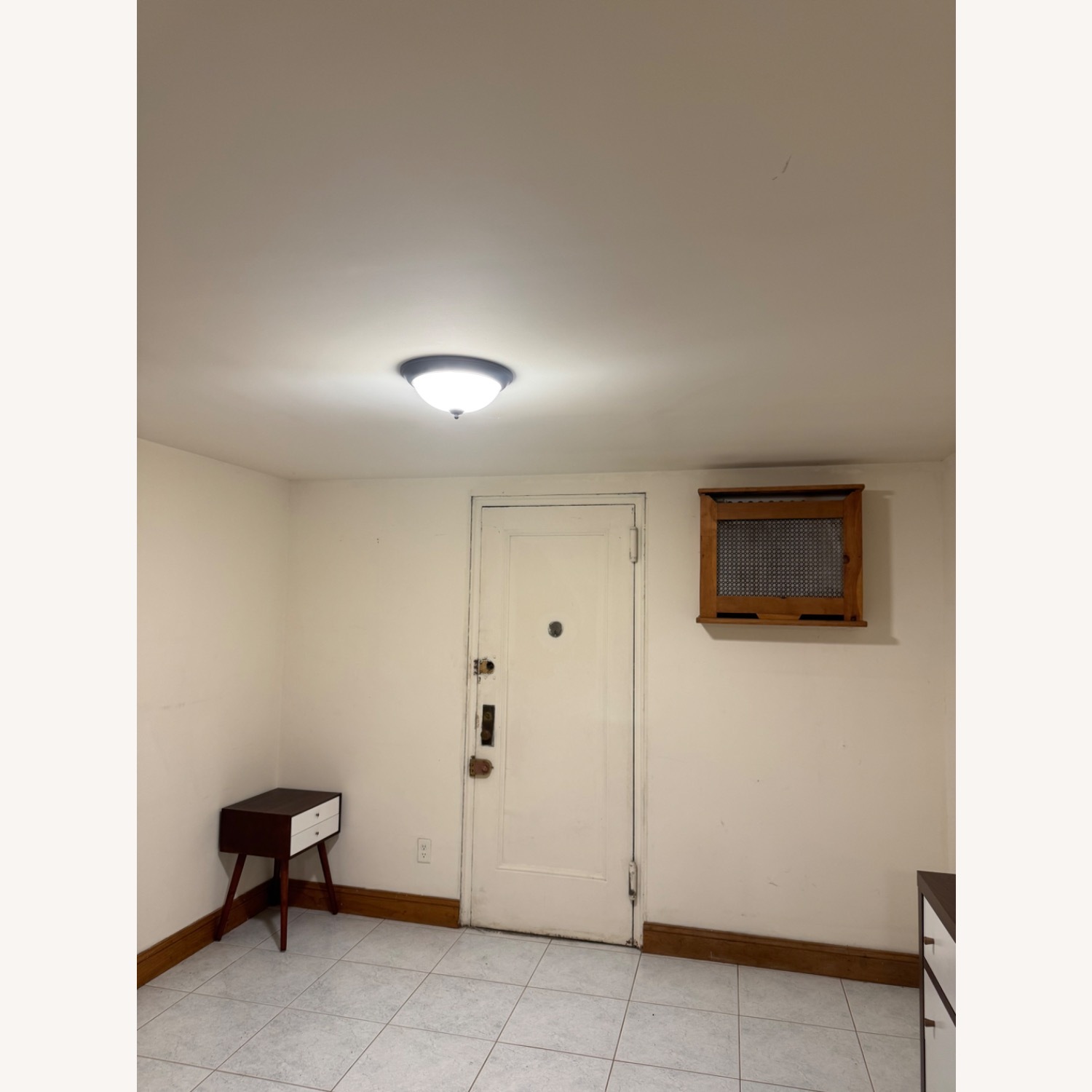 Mid-century Modern End Table - image-3