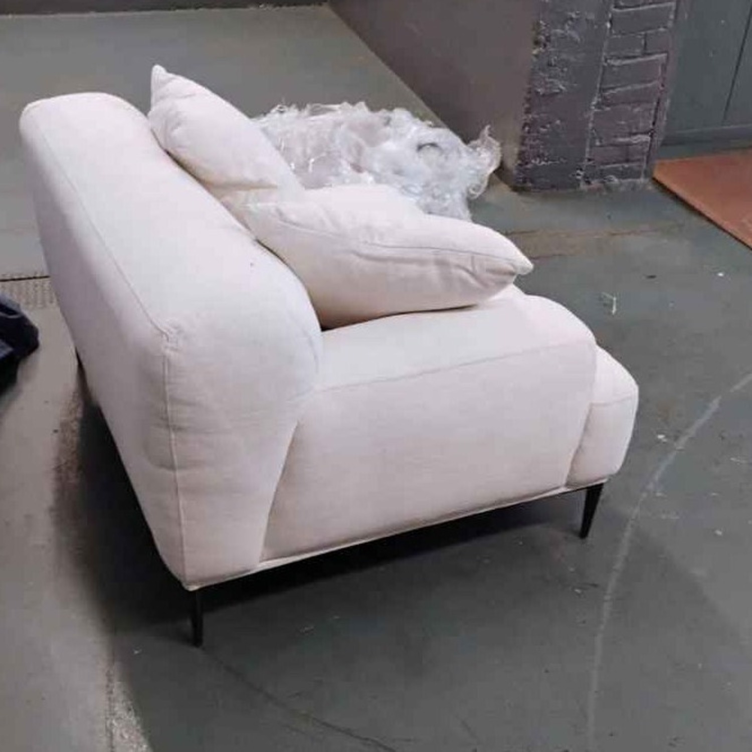 Article Abisko Sofa & Ottoman - image-11