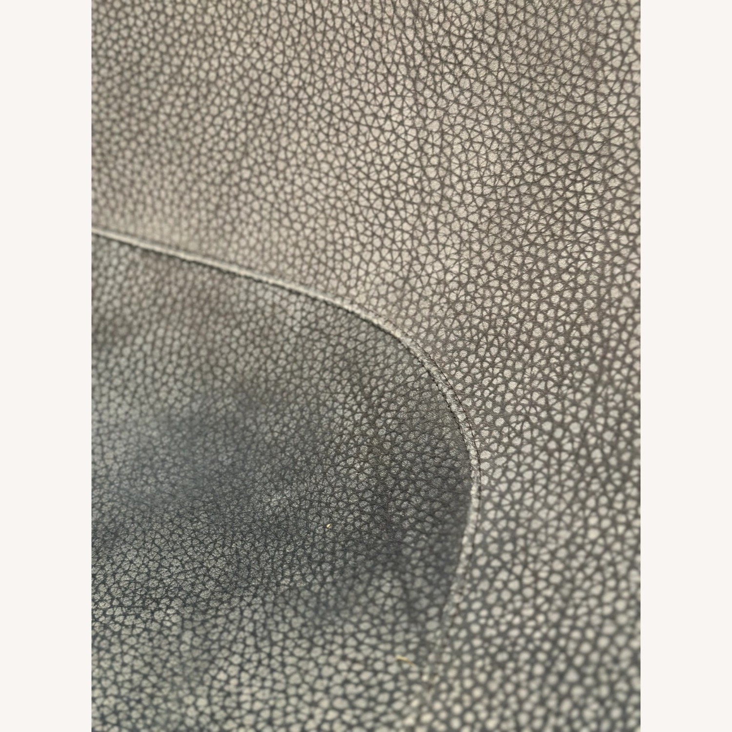 Blue Buffalo Leather Swivel Chair - image-8