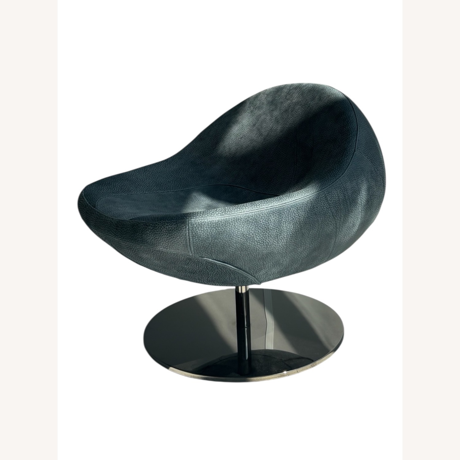 Blue Buffalo Leather Swivel Chair - image-1