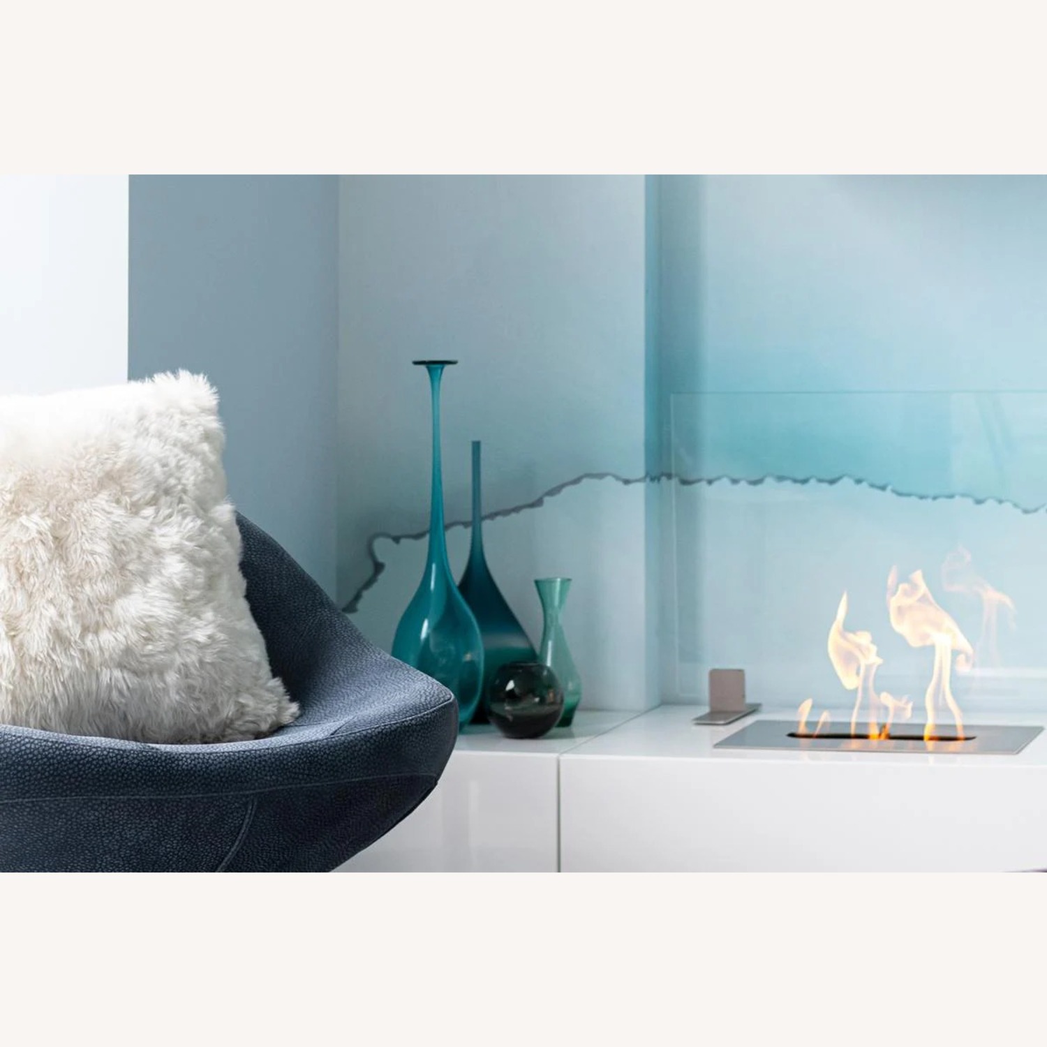 Blue Buffalo Leather Swivel Chair - image-4