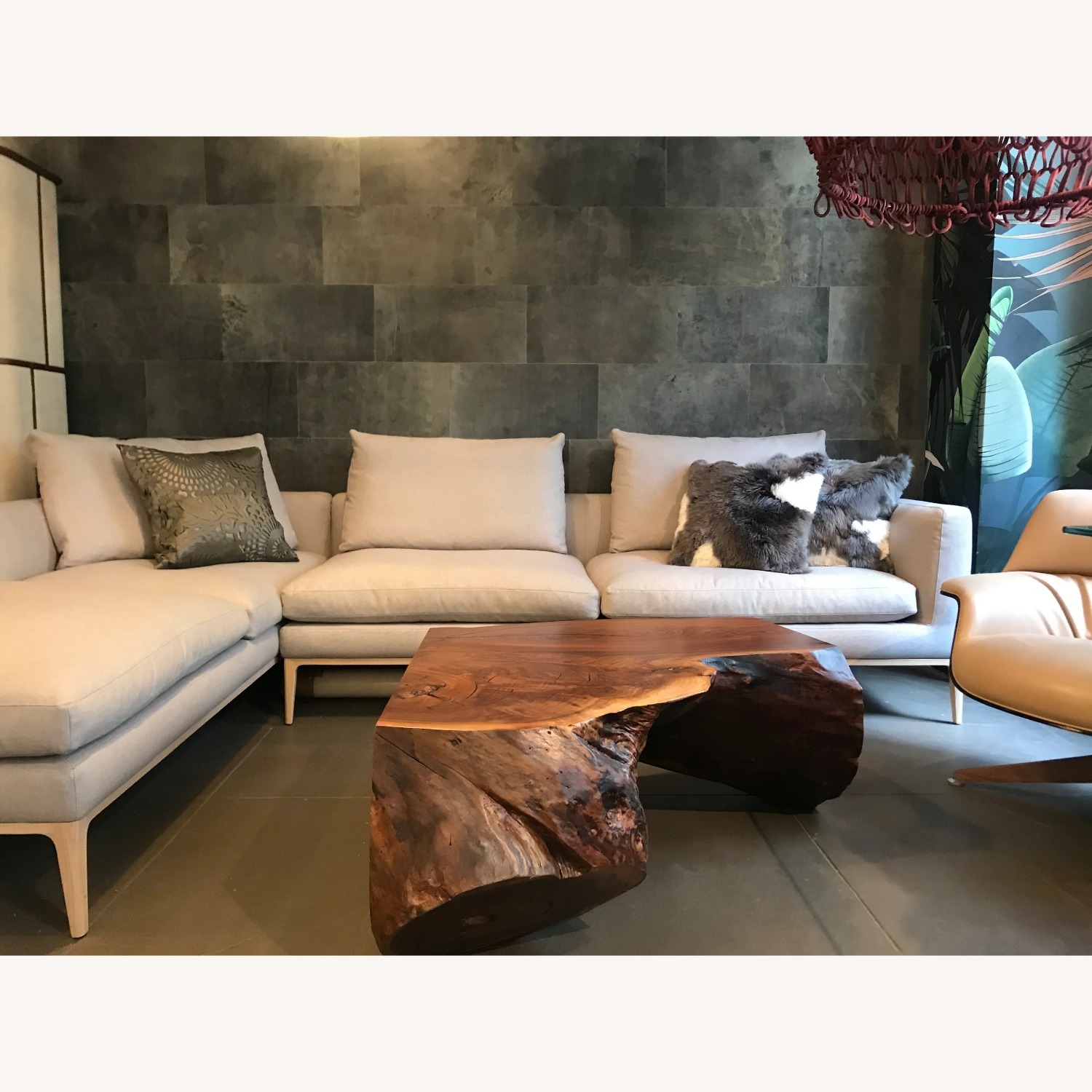 Leonard Sectional Sofa - image-3