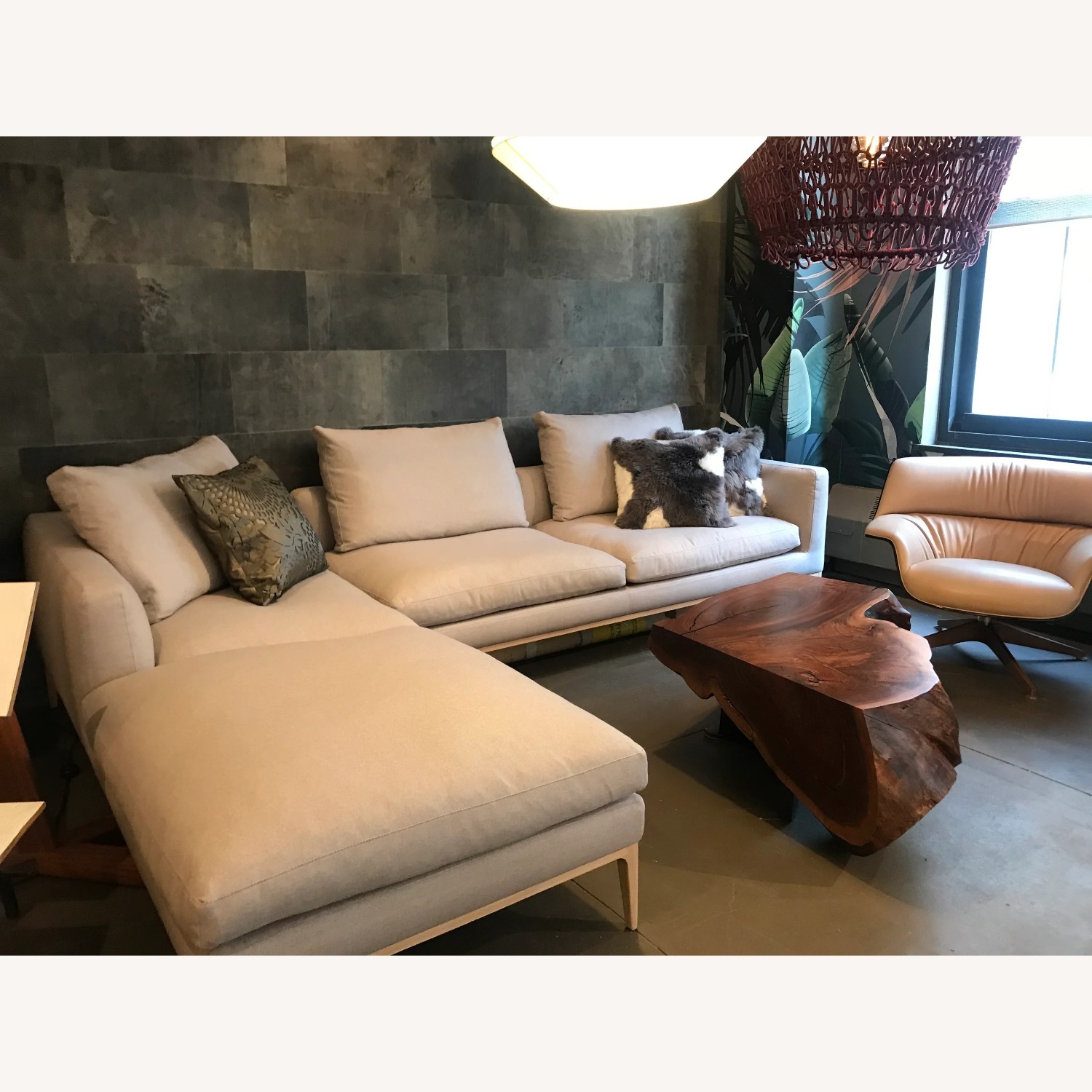 Leonard Sectional Sofa - image-4