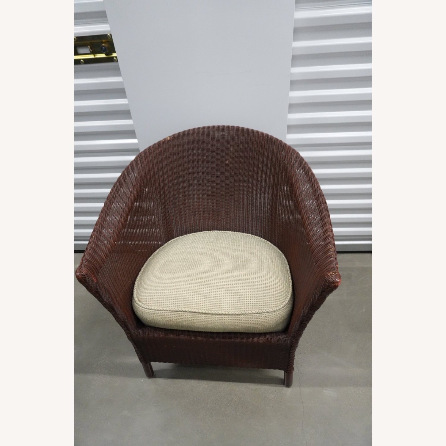 Contemporary Wicker Barrel Chair - image-6