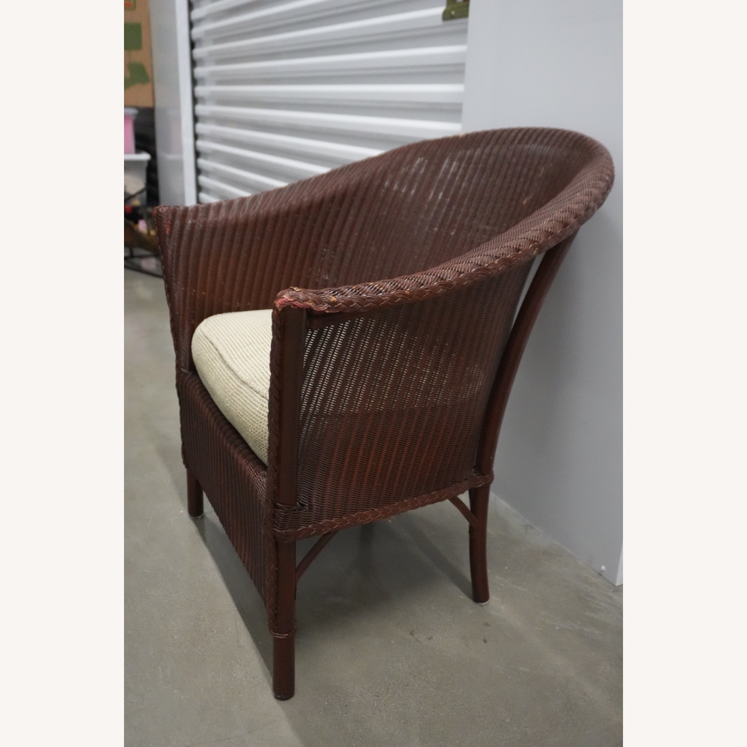 Contemporary Wicker Barrel Chair - image-2