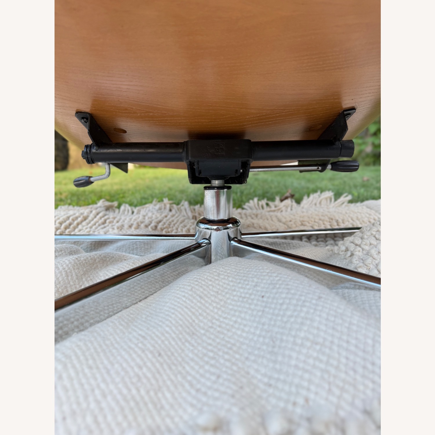 Cofemo Vintage Swivel / Rocker Chair & Ottoman Set - image-8