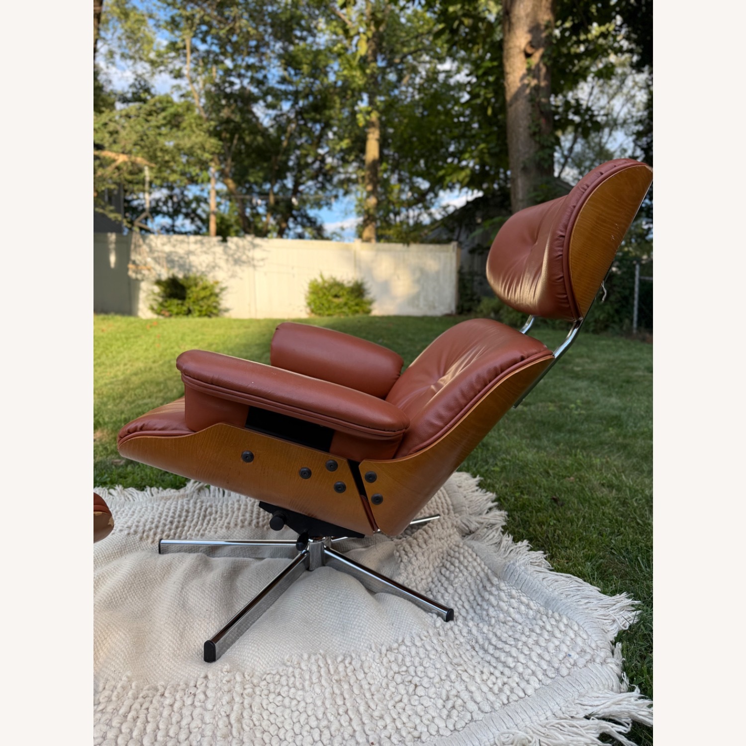 Cofemo Vintage Swivel / Rocker Chair & Ottoman Set - image-4