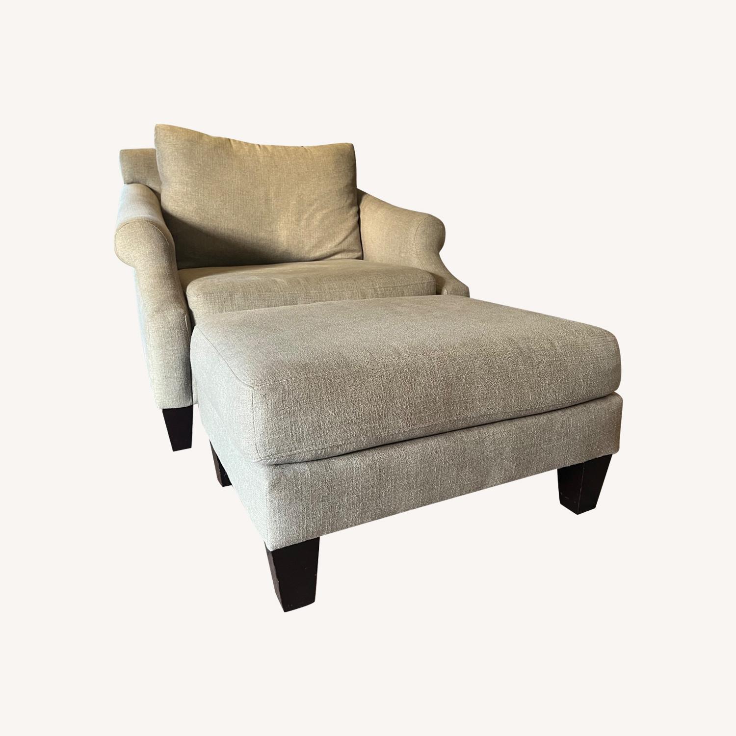 Raymour & Flanigan Armchair - image-0