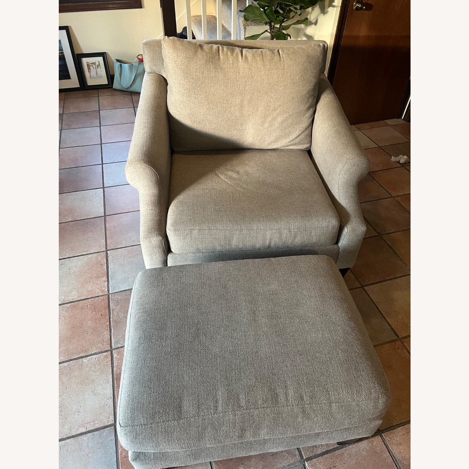 Raymour & Flanigan Armchair - image-6