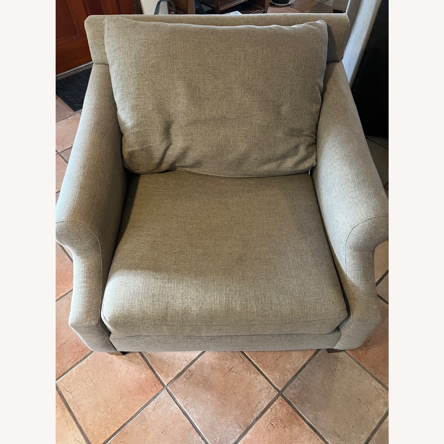 Raymour & Flanigan Armchair - image-3