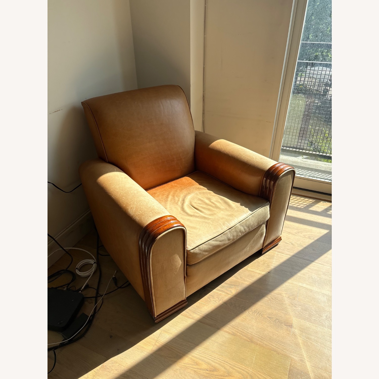 Vintage Leather Chair  - image-2