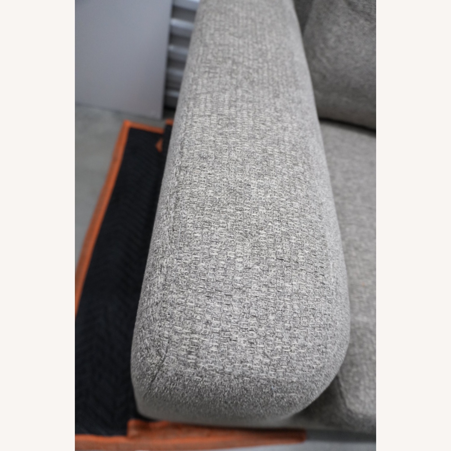 Gaston Sofa - image-2