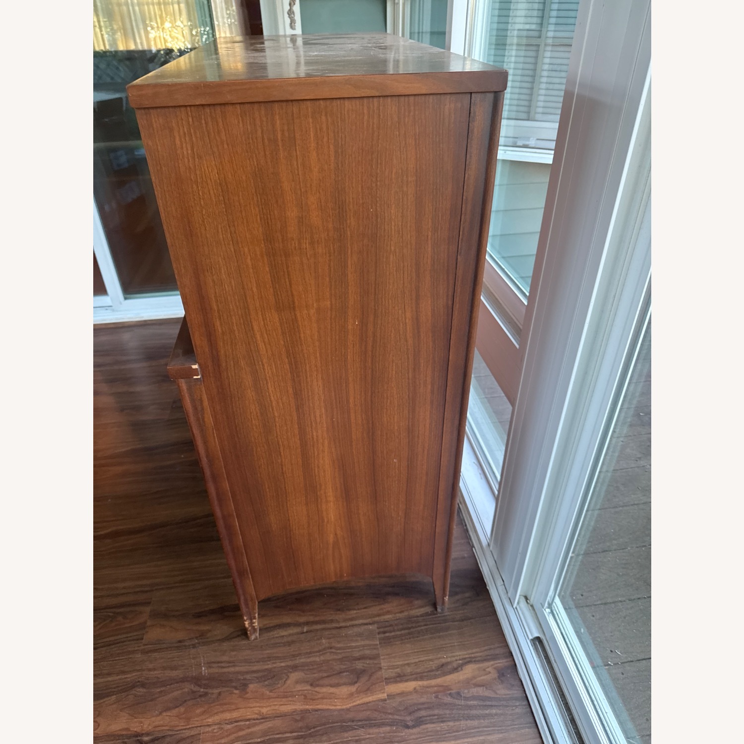 Kent Coffey Furniture Dresser - image-5