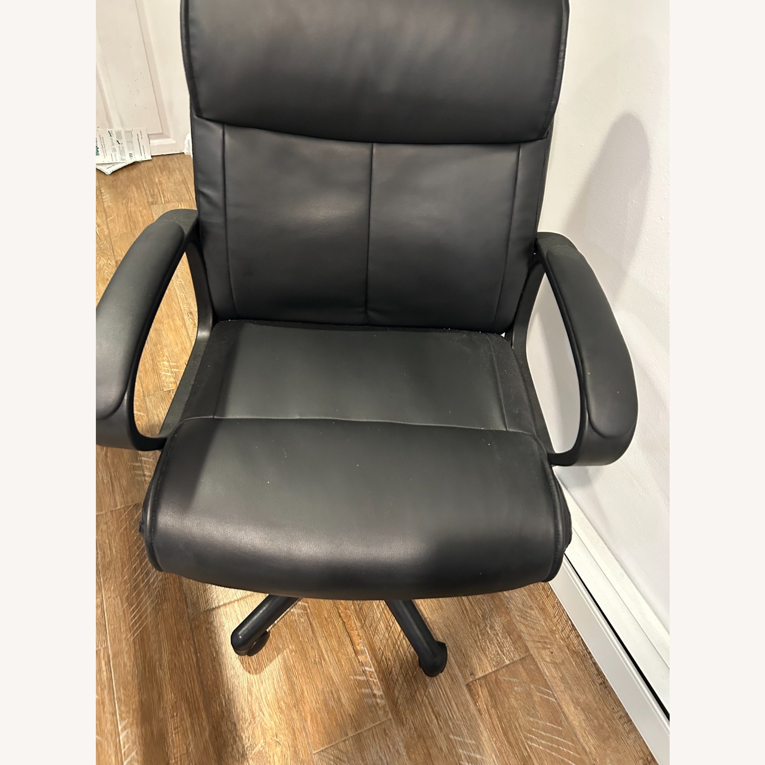 Black Leather Ergonomic Chair - image-1