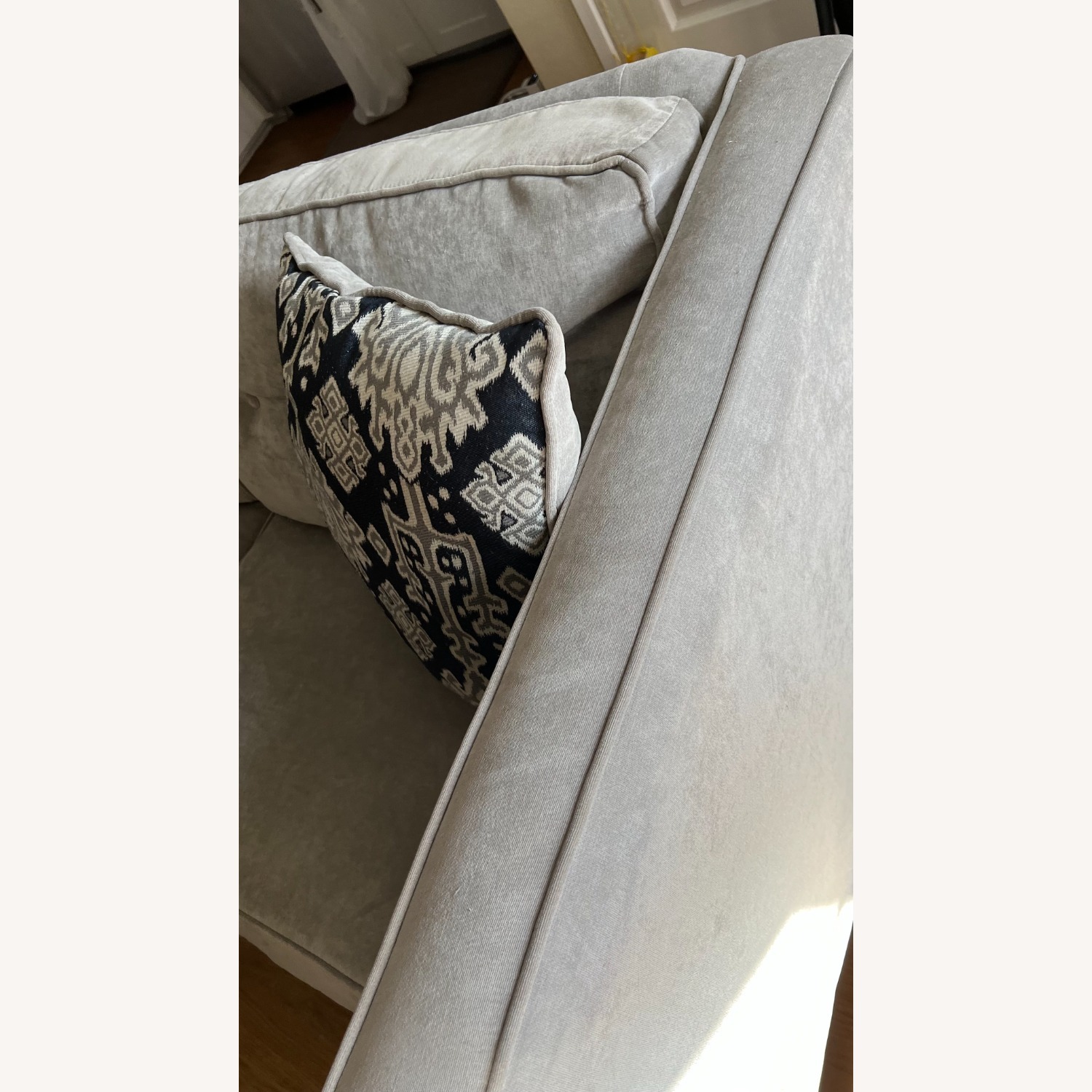 Alery Gray 72” Square Arm Couch with Pull Out Sofa Bed - image-4