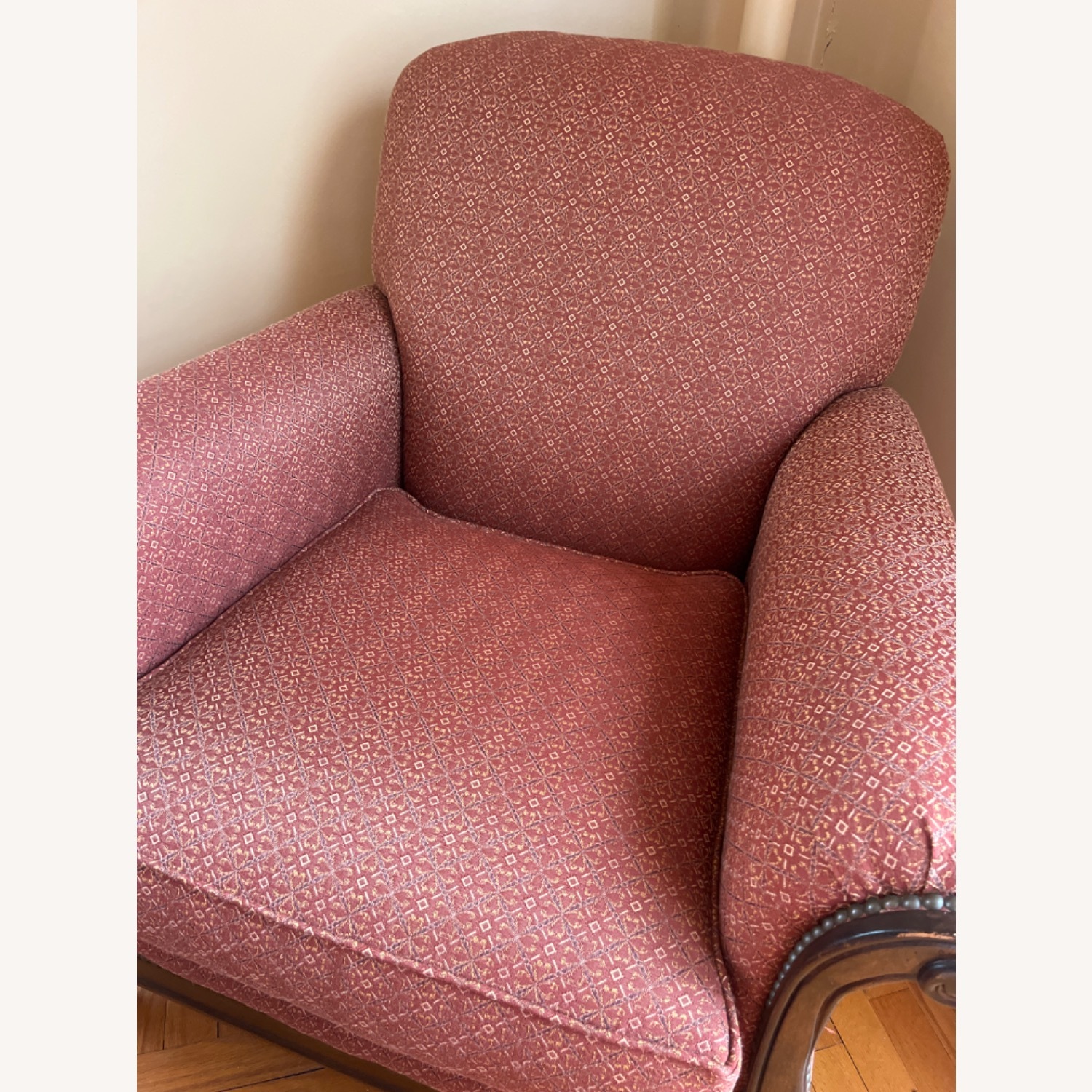 Thomasville Accent Chair and Ottoman - image-4