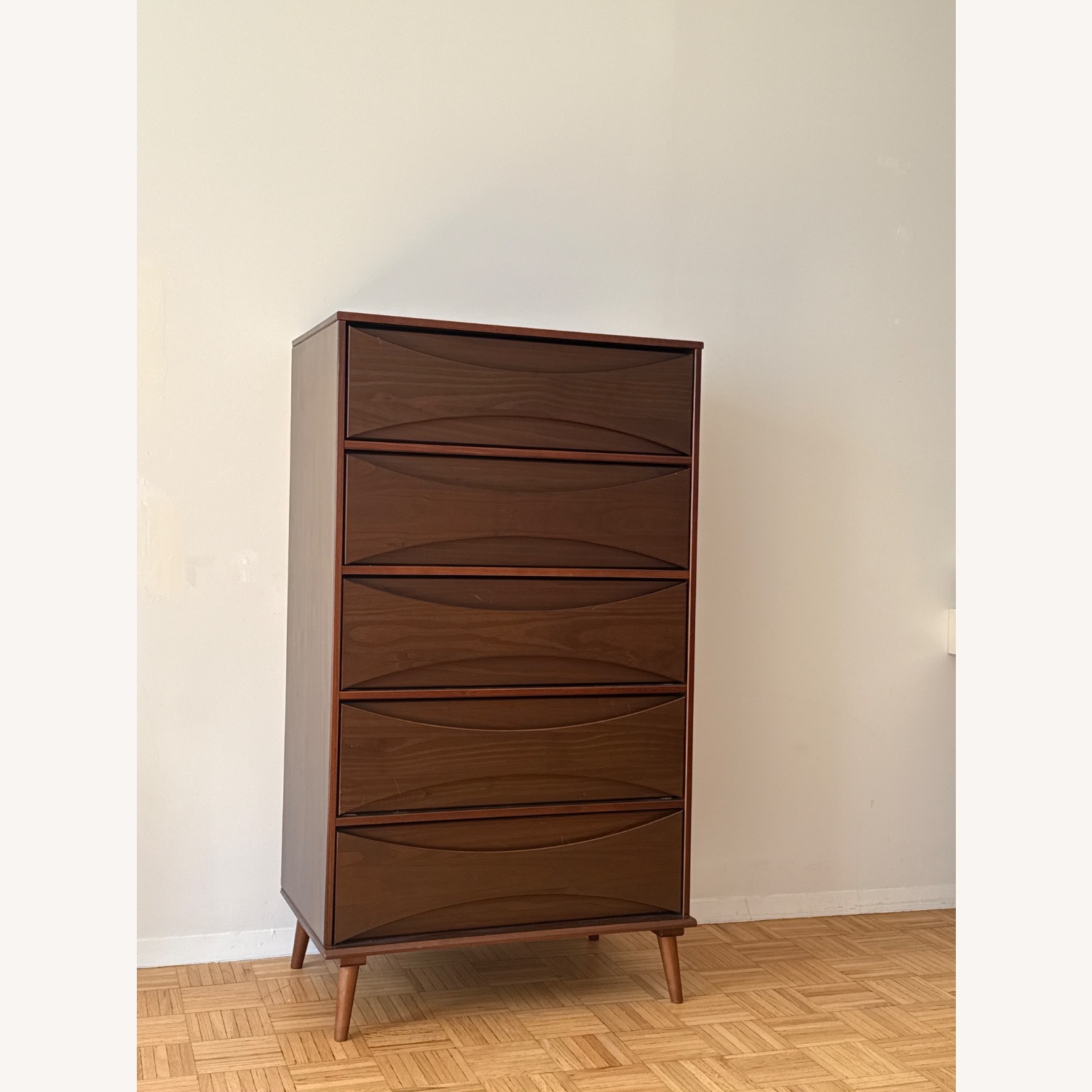 Wade Logan 5 Drawer Dresser - image-2